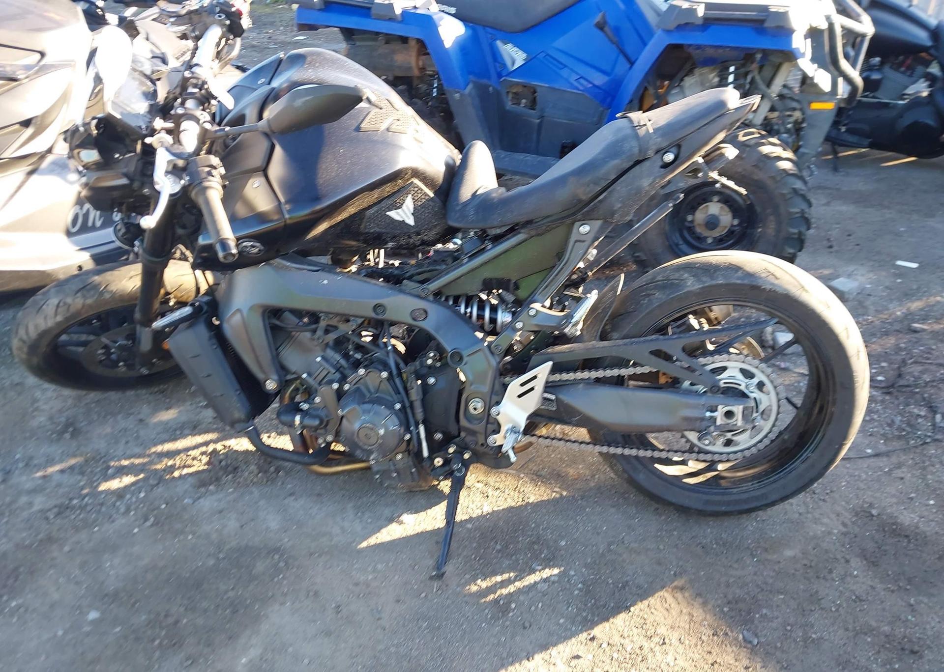 2023 YAMAHA MT09