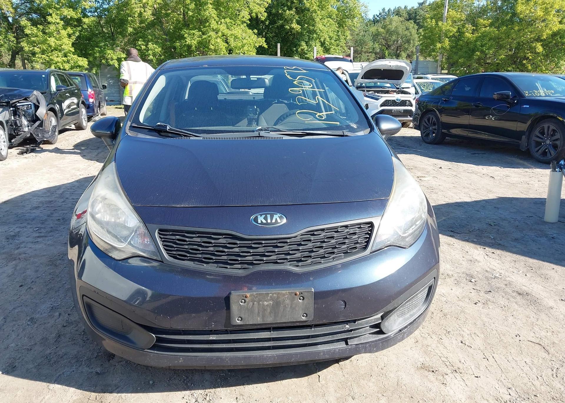 2014 KIA RIO LX