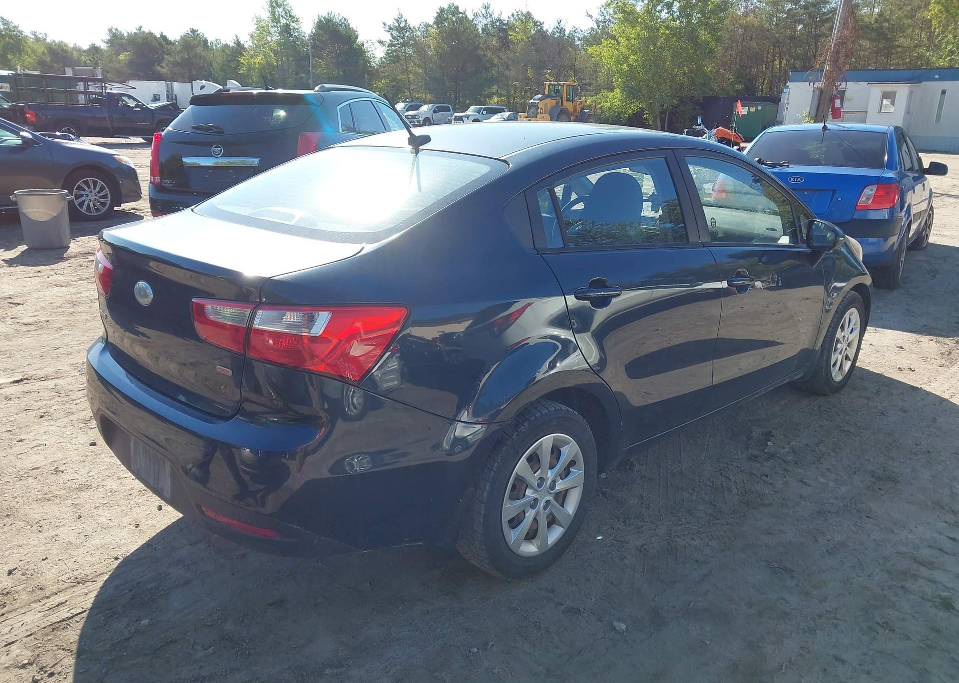 2014 KIA RIO LX