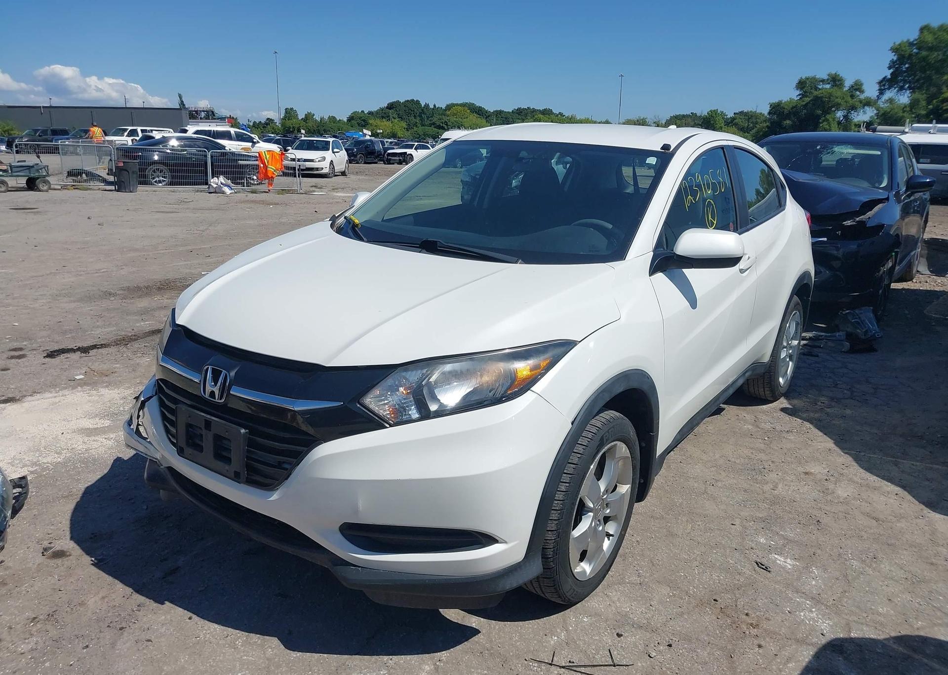 2016 HONDA HR-V LX