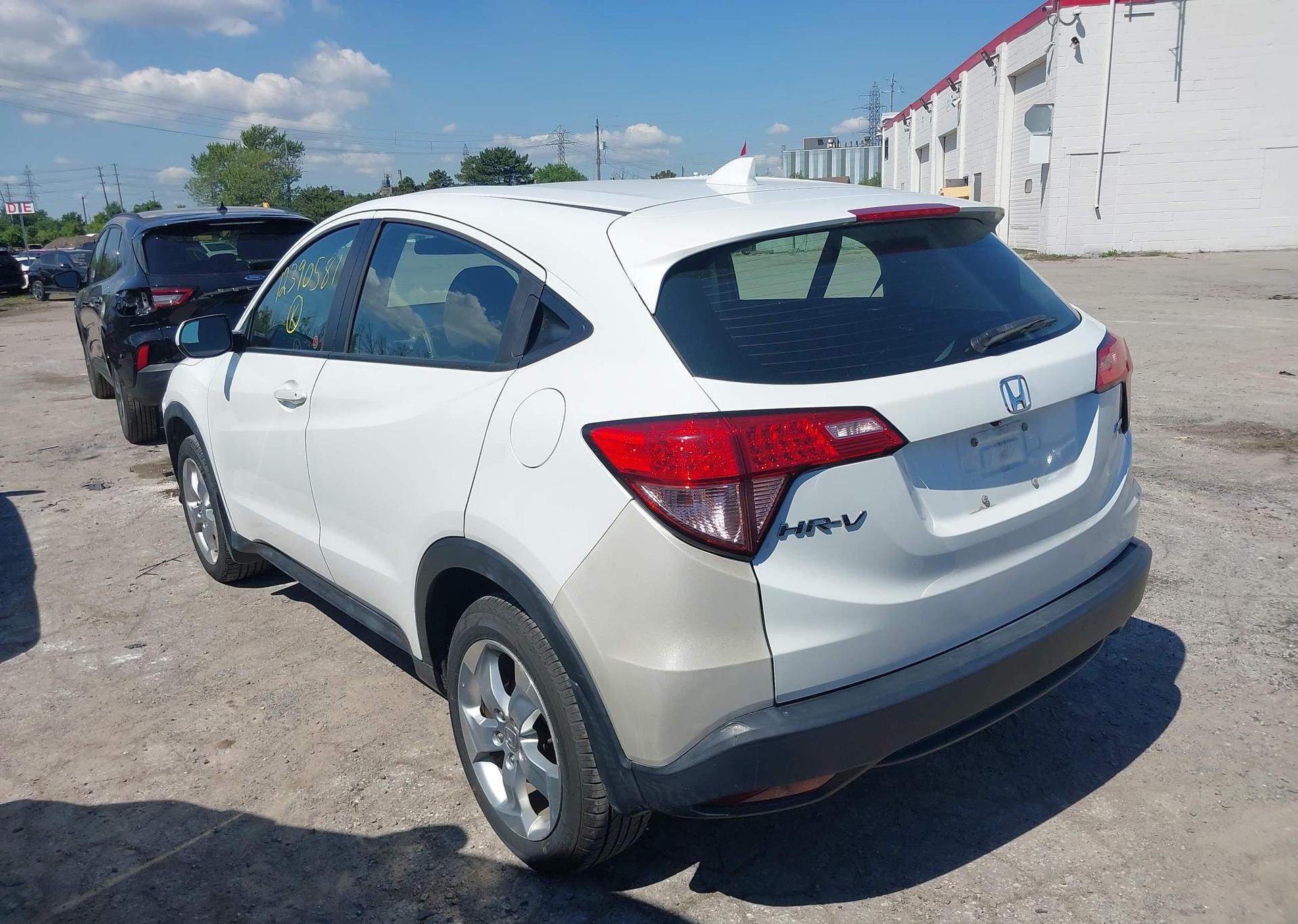 2016 HONDA HR-V LX