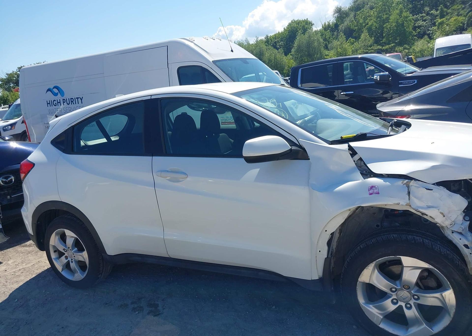 2016 HONDA HR-V LX