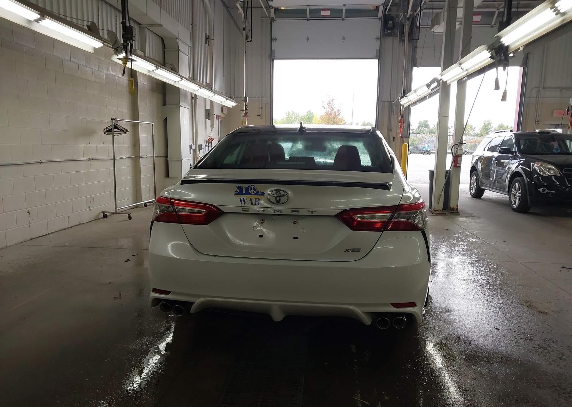 2019 TOYOTA CAMRY XSE