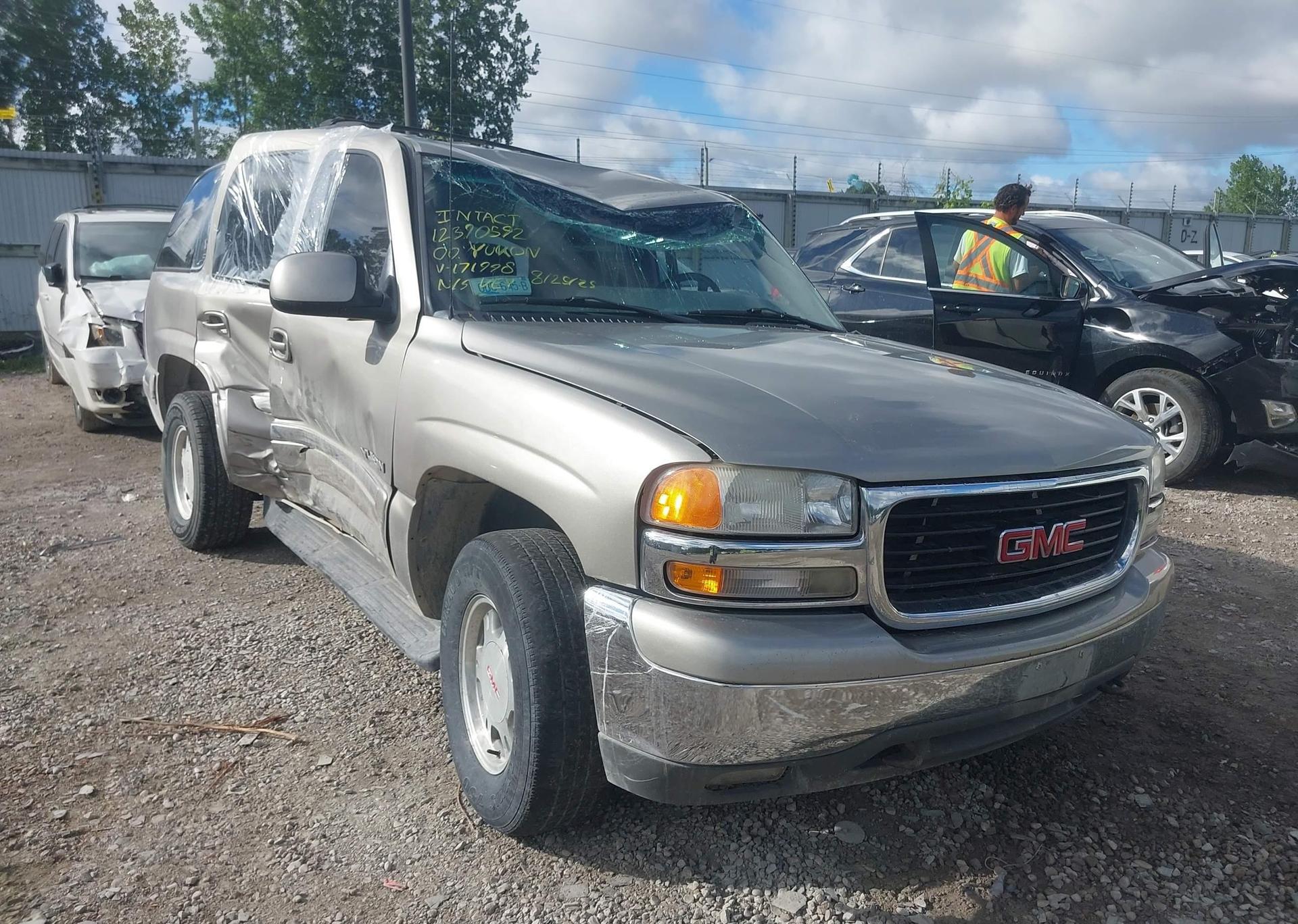 2000 GMC YUKON SLE