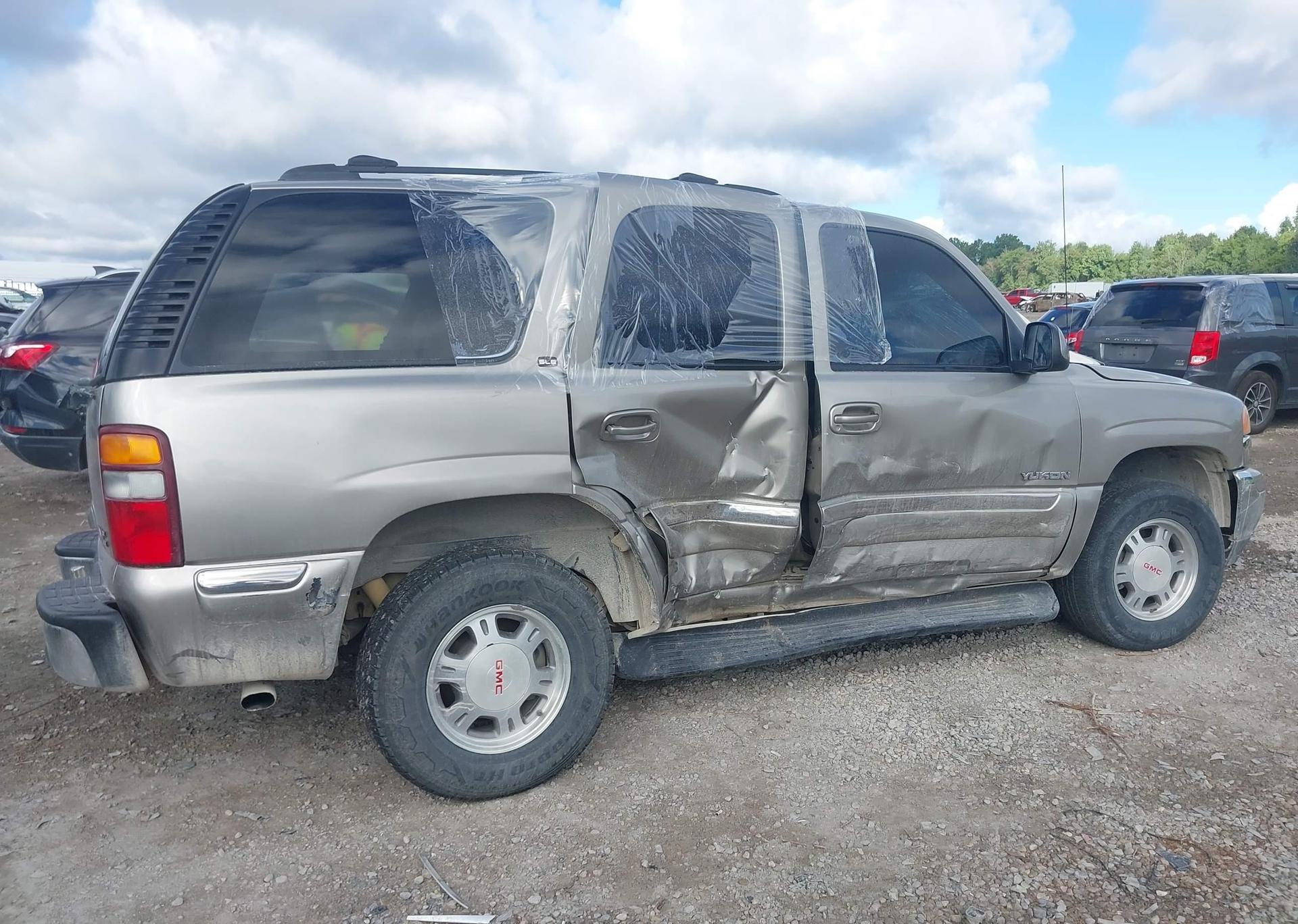 2000 GMC YUKON SLE
