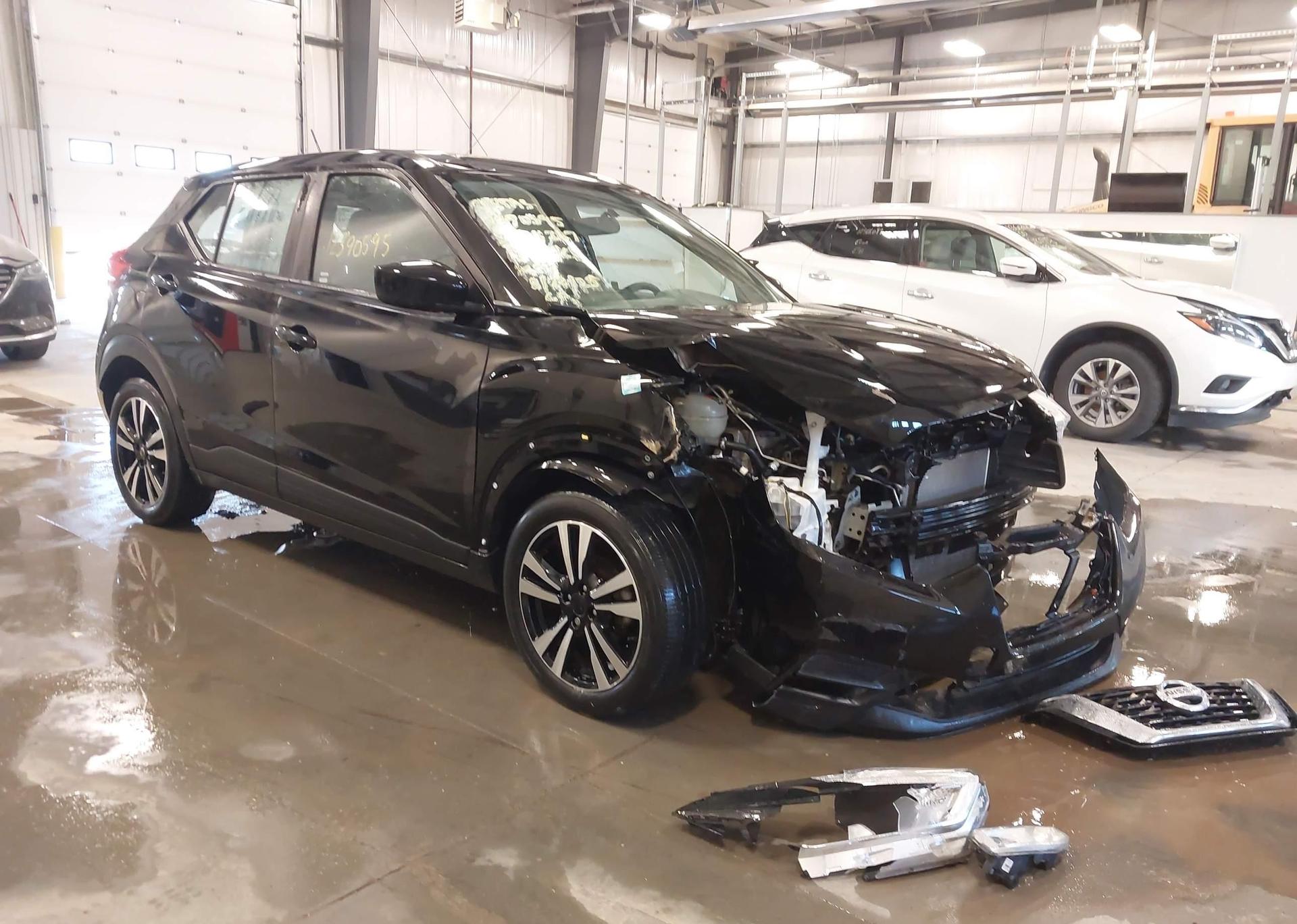 2019 NISSAN KICKS S