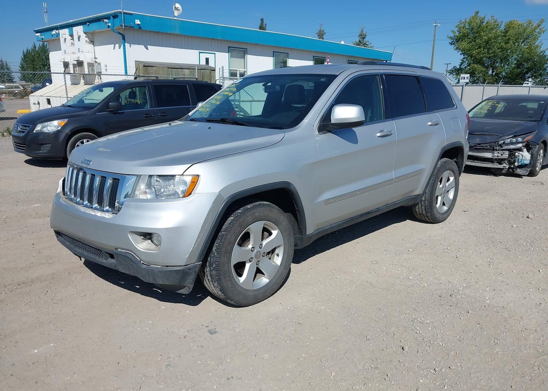 2011 JEEP GRAND CHEROKEE LAREDO