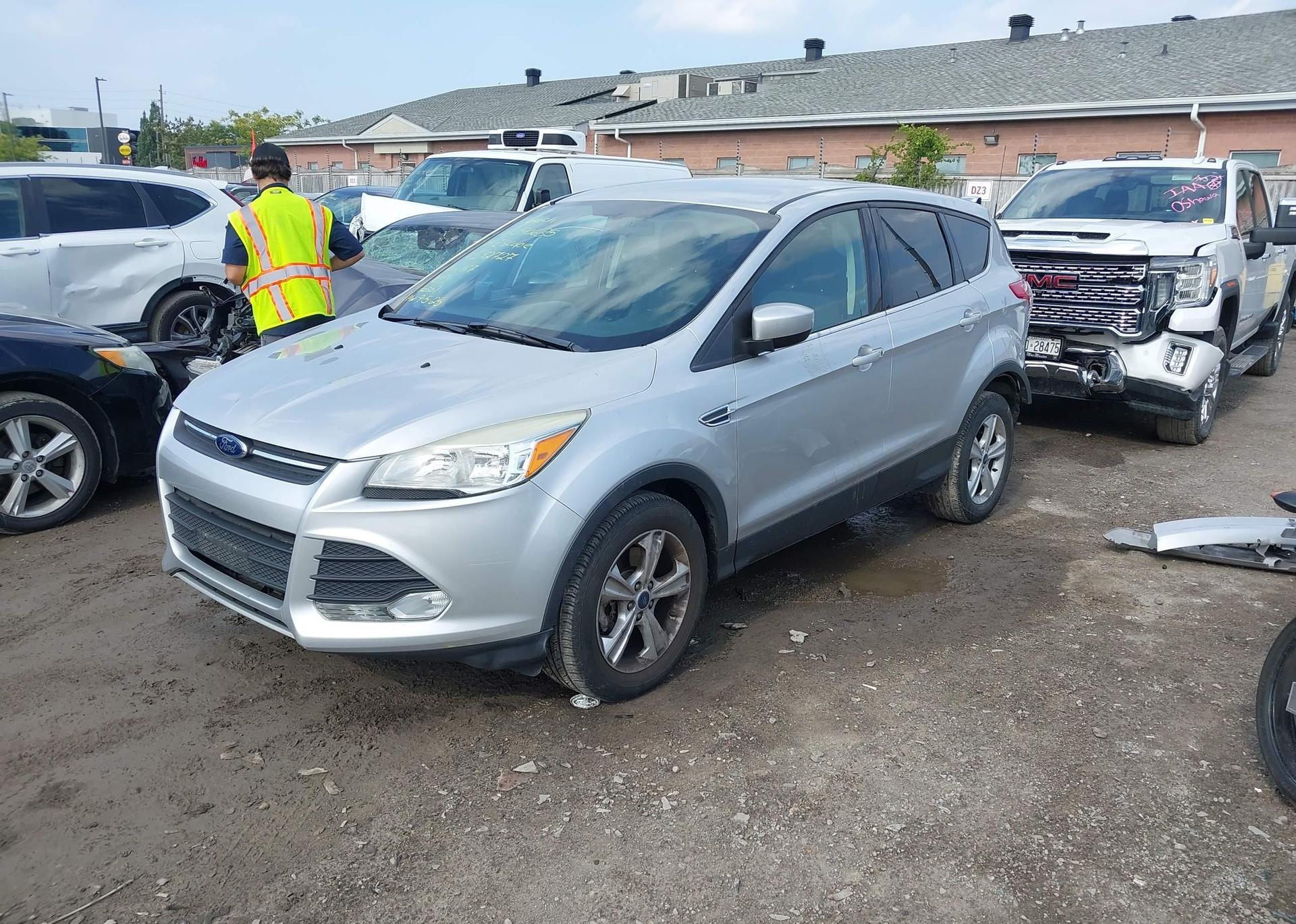 2014 FORD ESCAPE SE