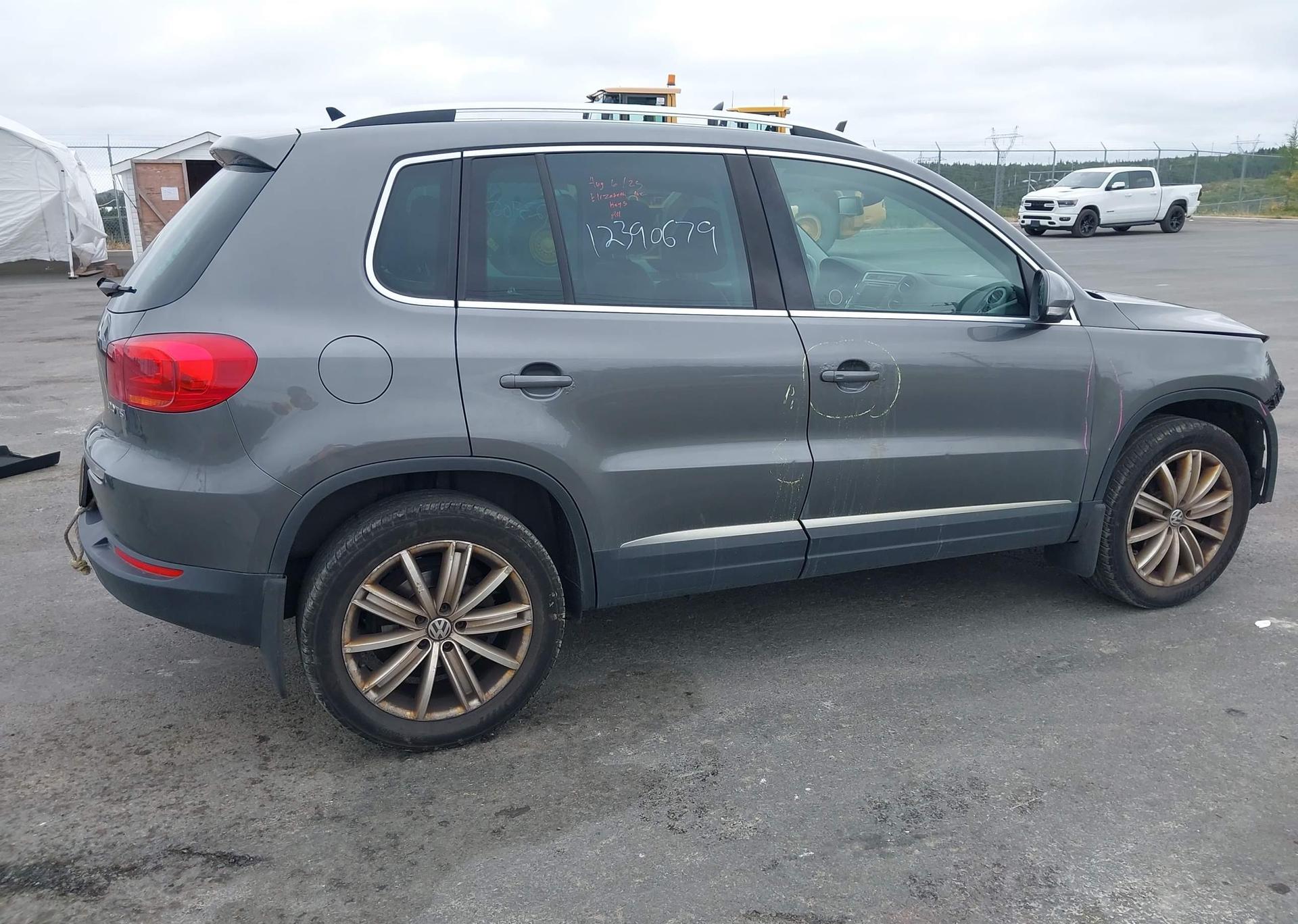 2017 VOLKSWAGEN TIGUAN COMFORTLINE