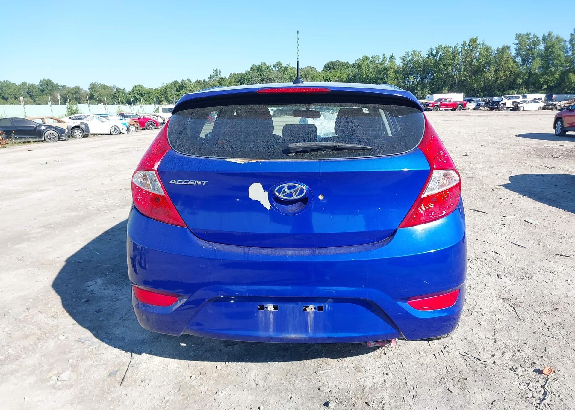2013 HYUNDAI ACCENT GL