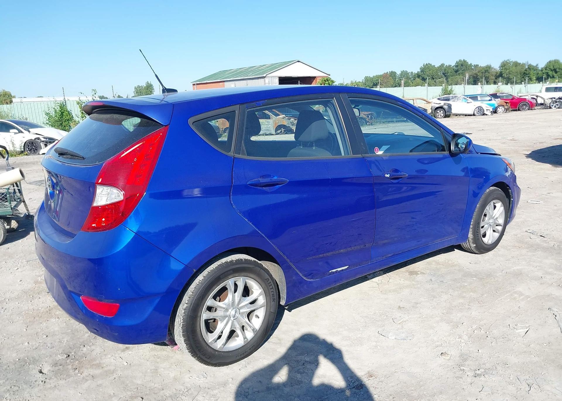 2013 HYUNDAI ACCENT GL