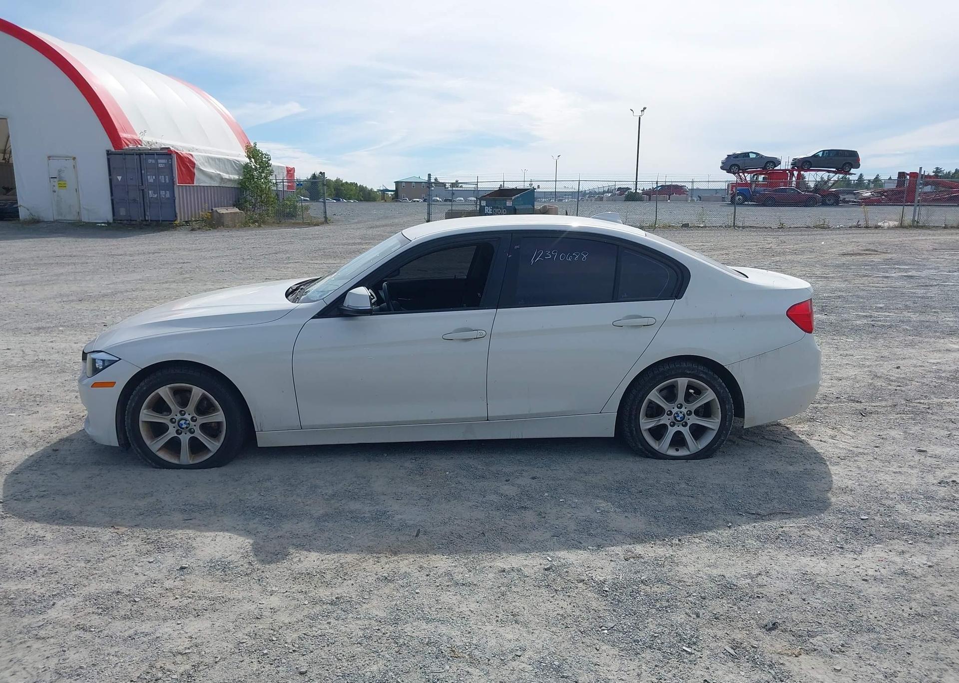 2013 BMW 320I XDRIVE