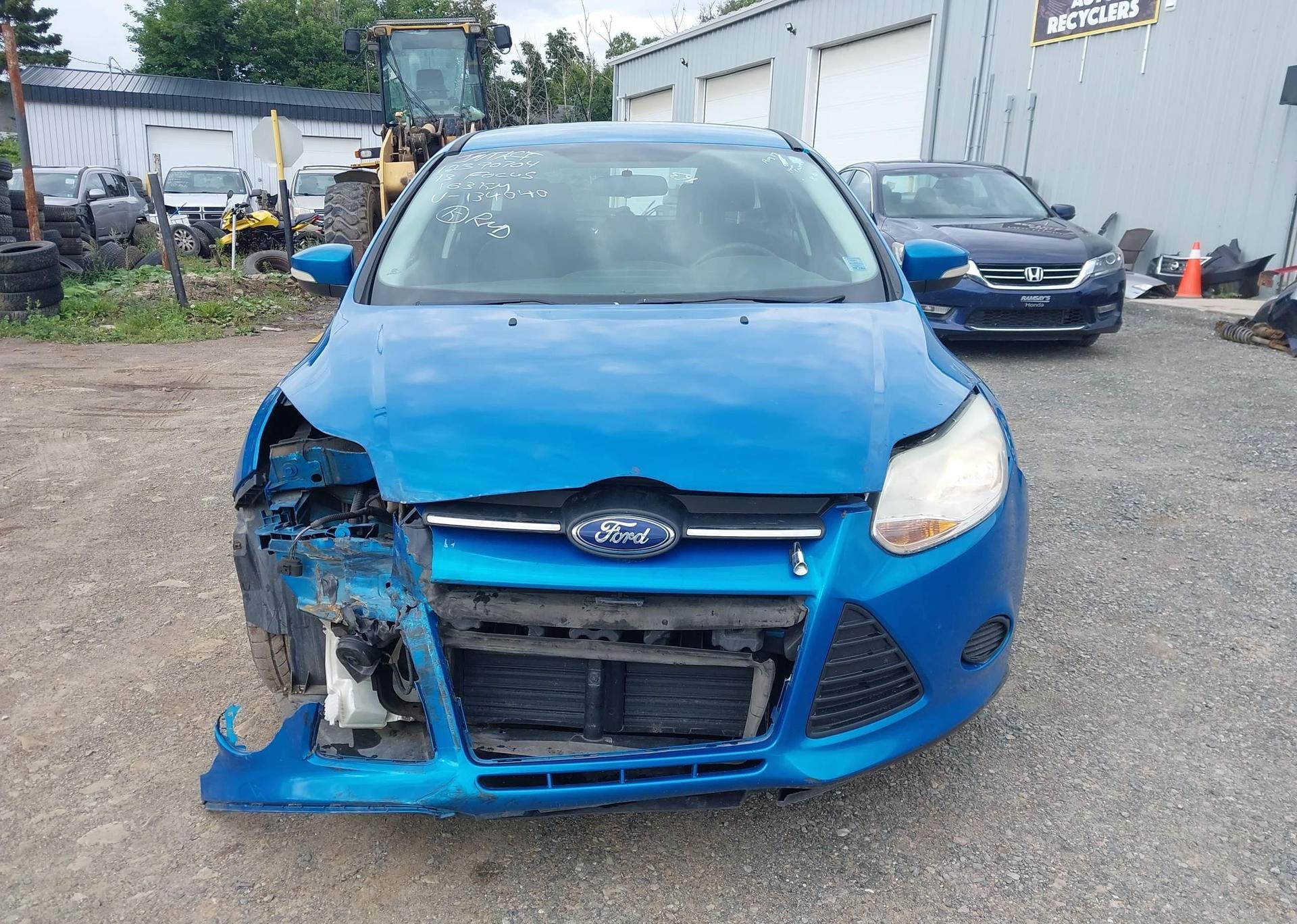 2013 FORD FOCUS SE