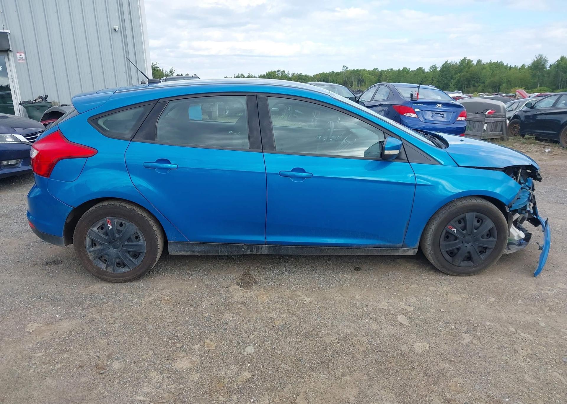 2013 FORD FOCUS SE