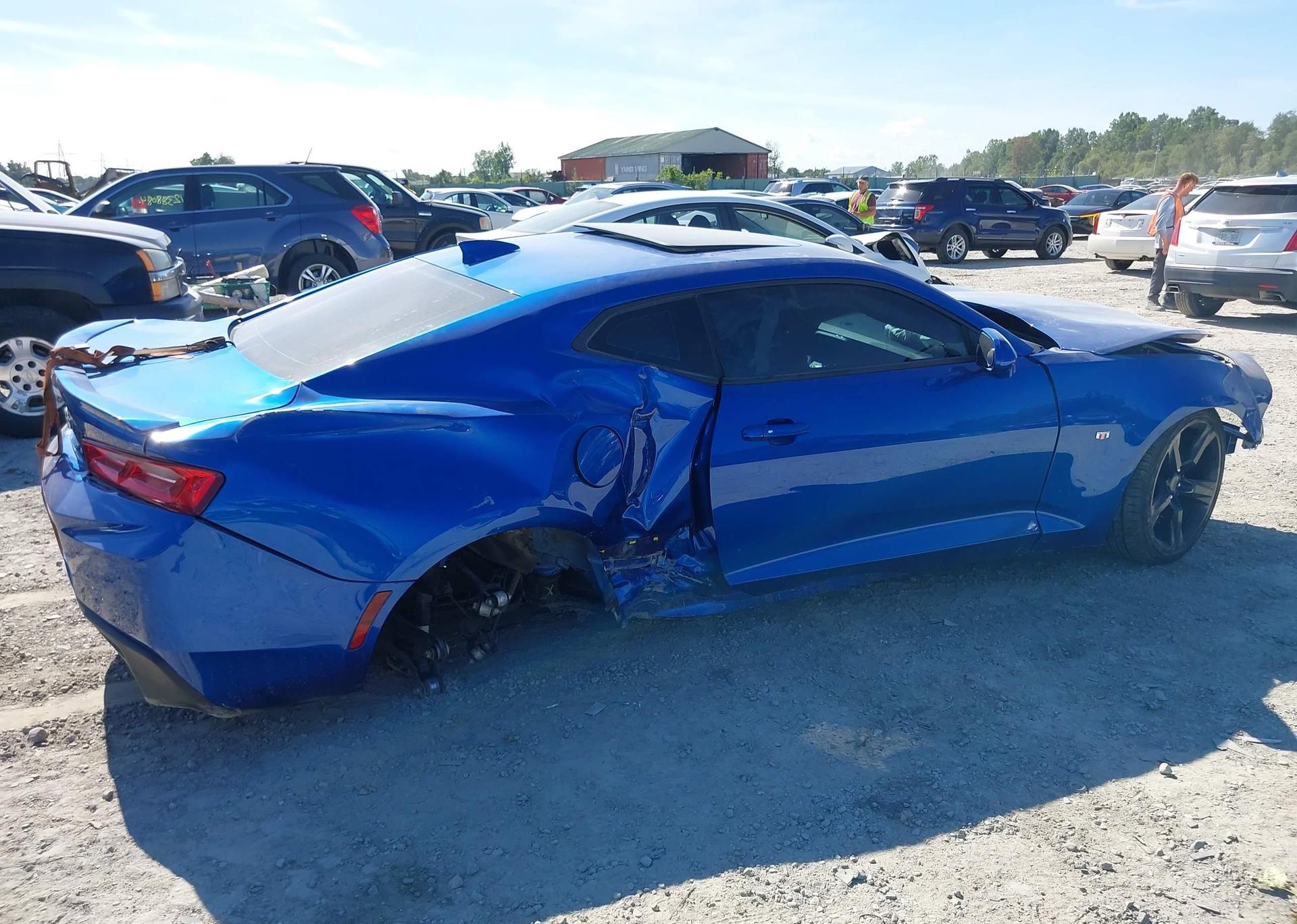 2017 CHEVROLET CAMARO 1LT