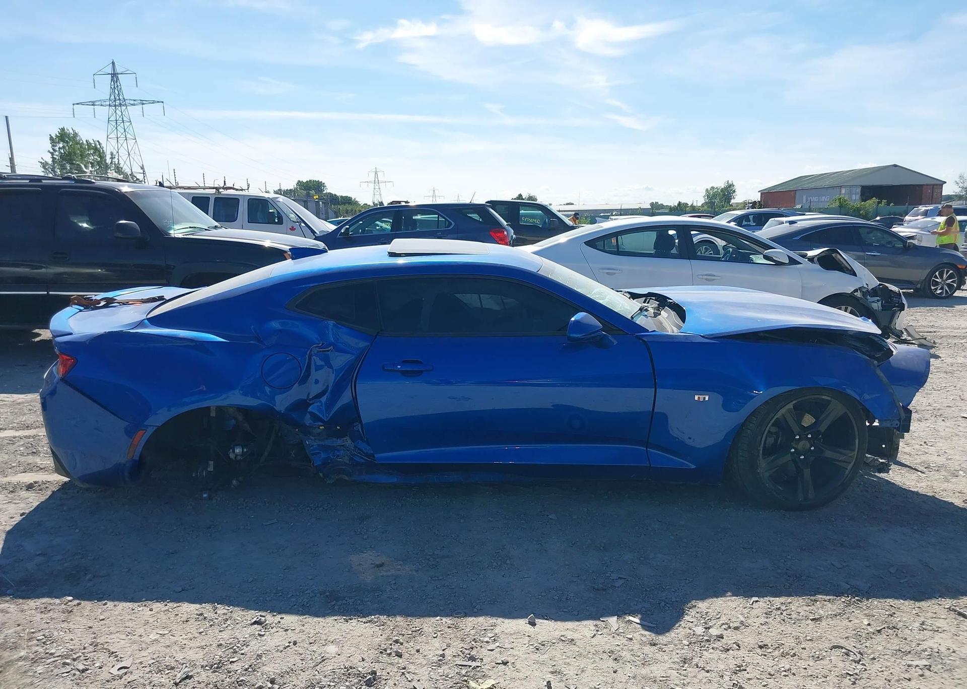 2017 CHEVROLET CAMARO 1LT