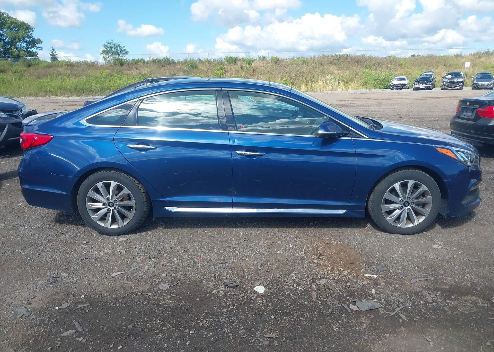 2015 HYUNDAI SONATA SPORT