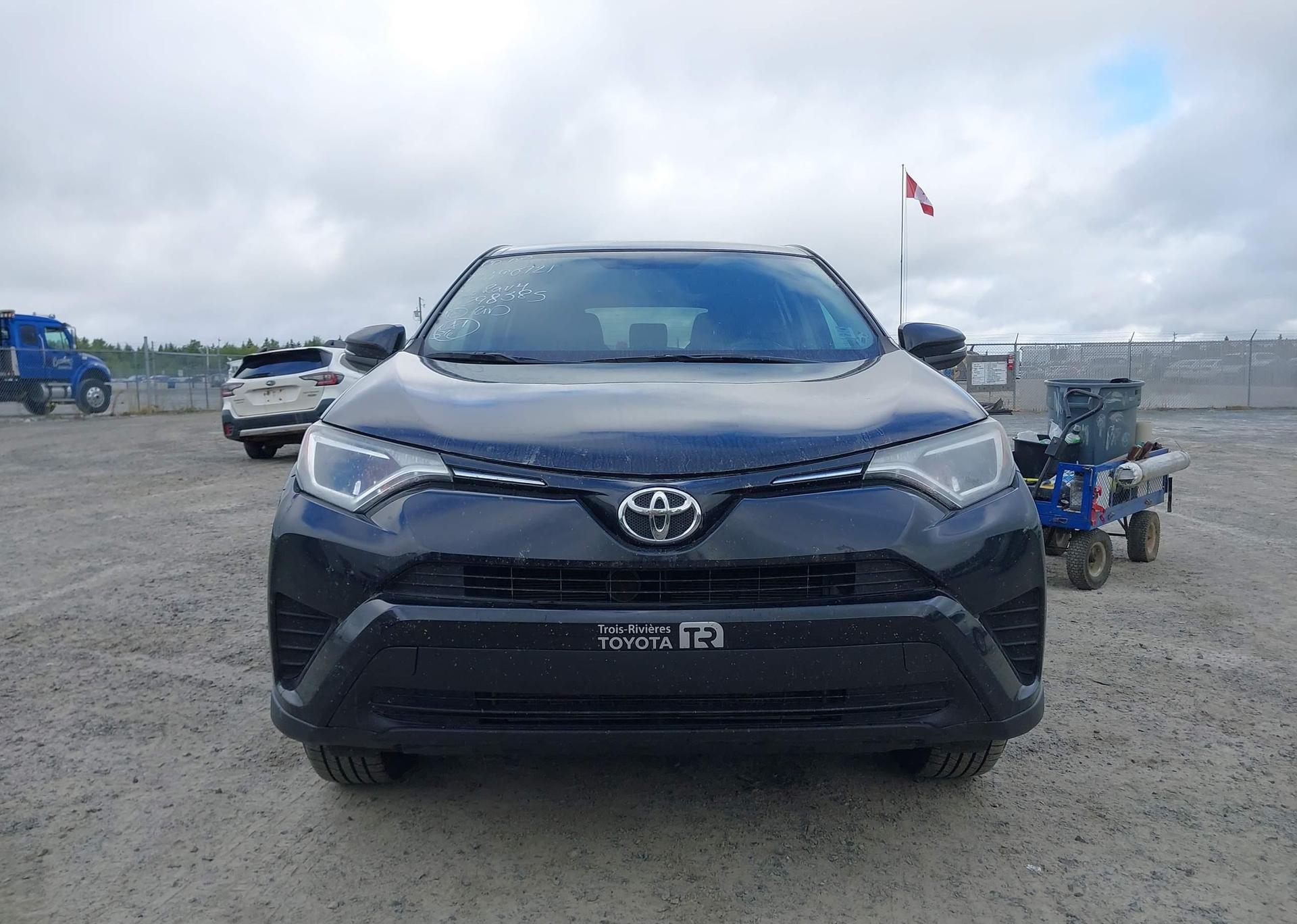 2016 TOYOTA RAV4 LE