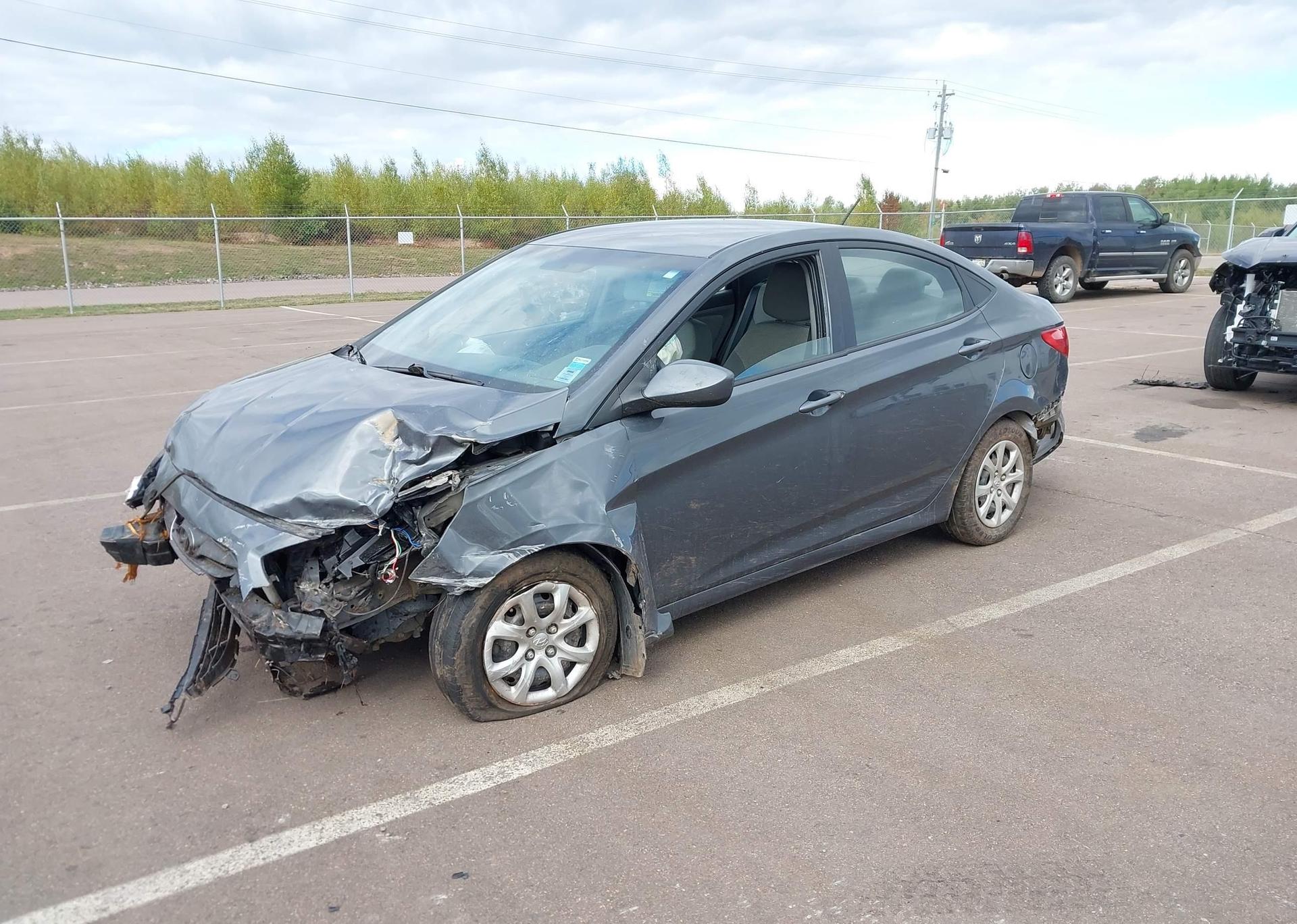 2013 HYUNDAI ACCENT GLS