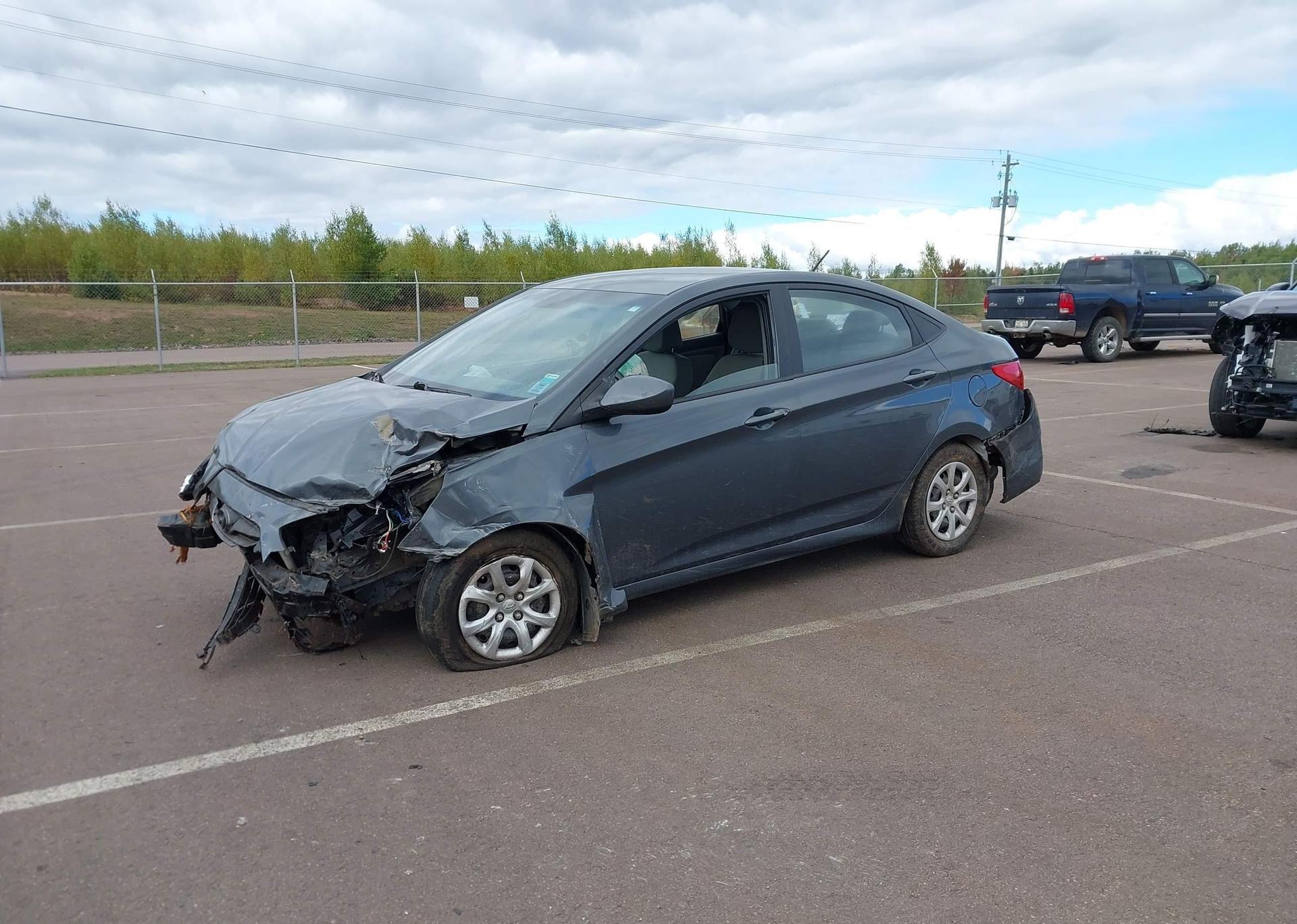 2013 HYUNDAI ACCENT GLS