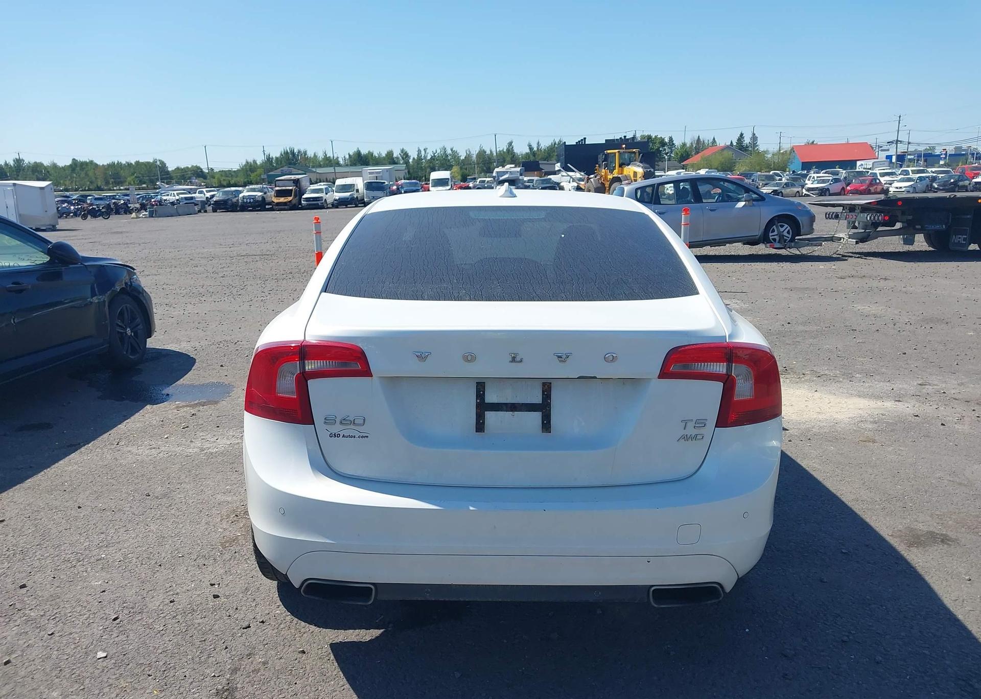 2014 VOLVO S60 T5
