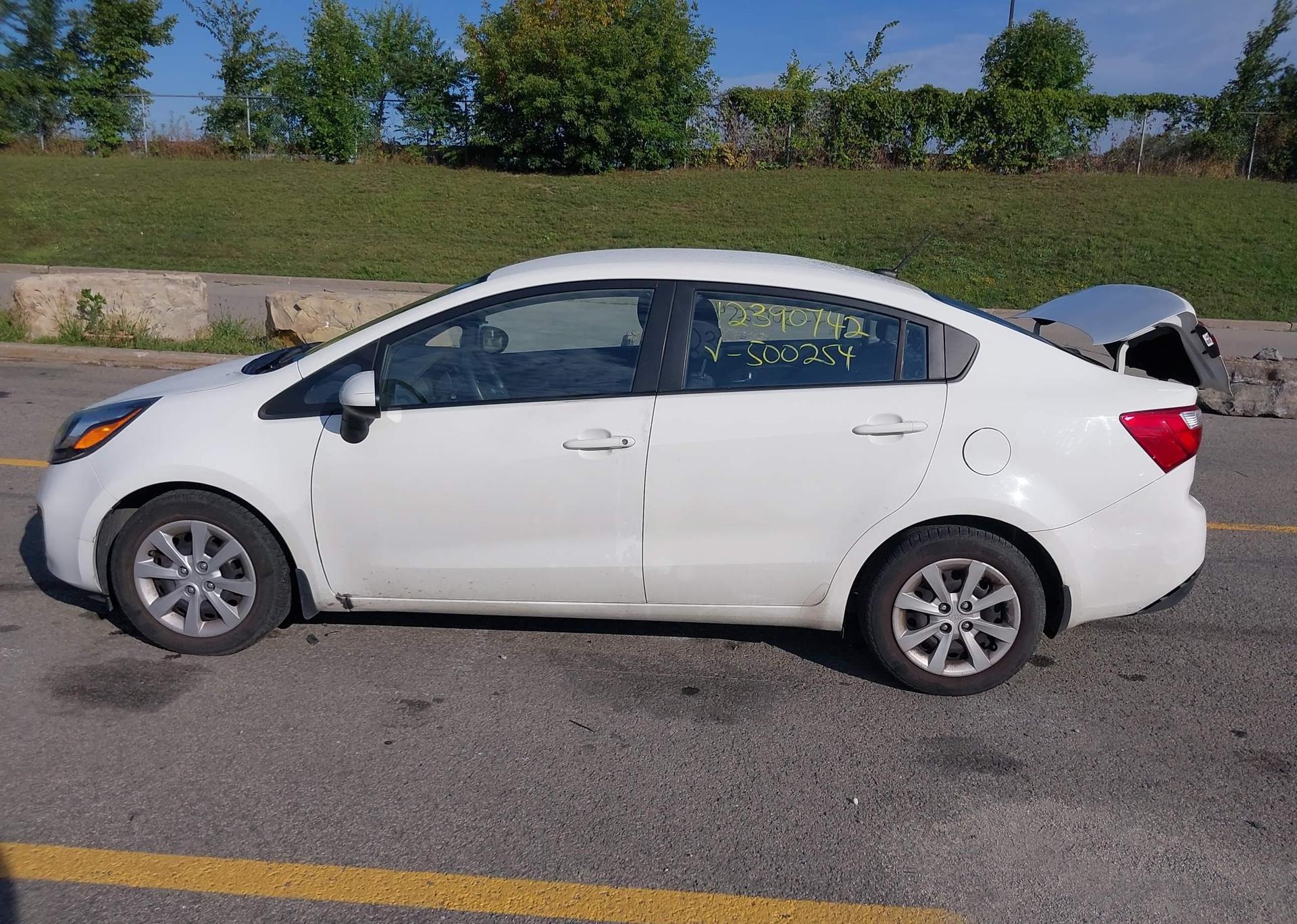 2015 KIA RIO