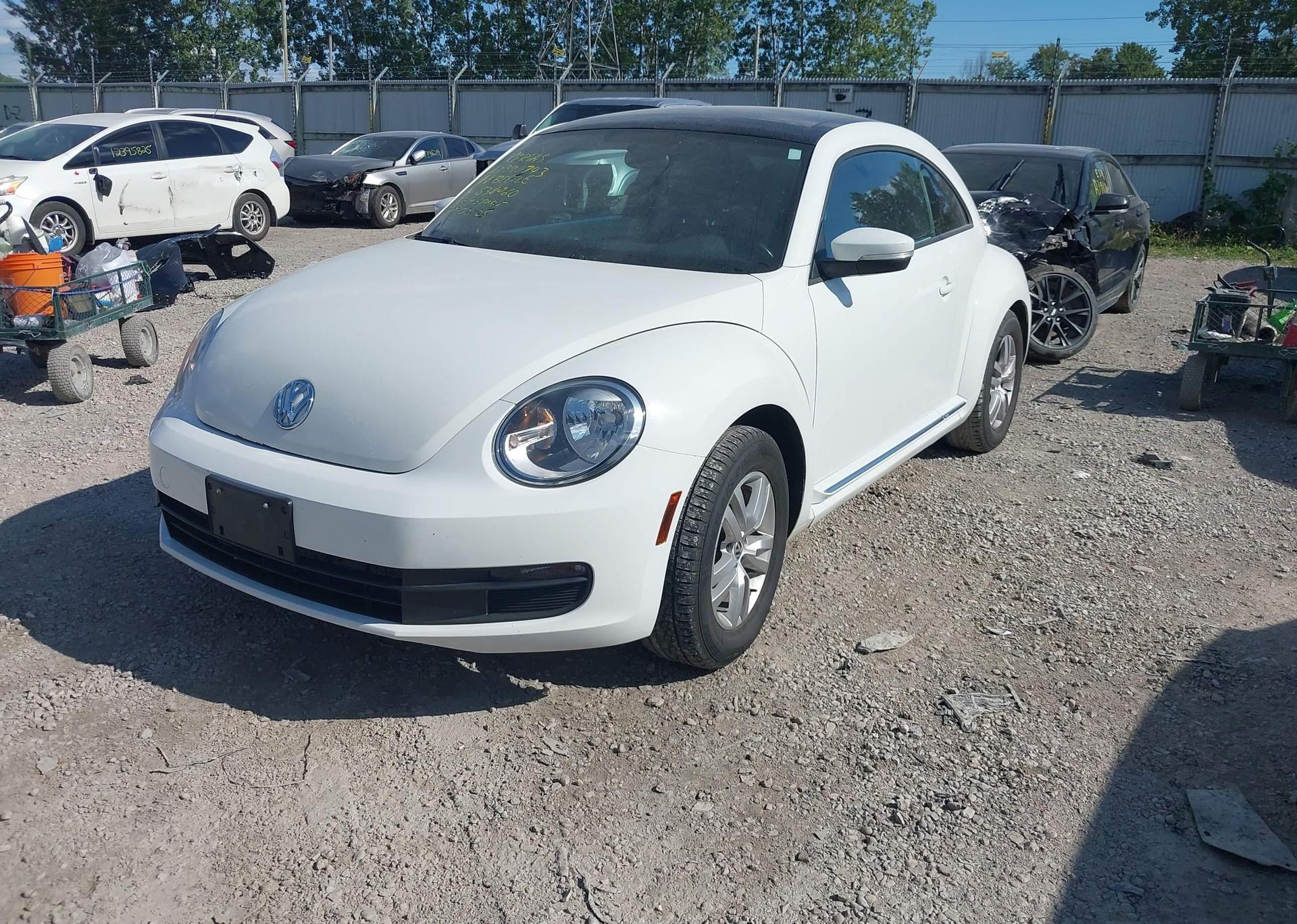 2014 VOLKSWAGEN BEETLE