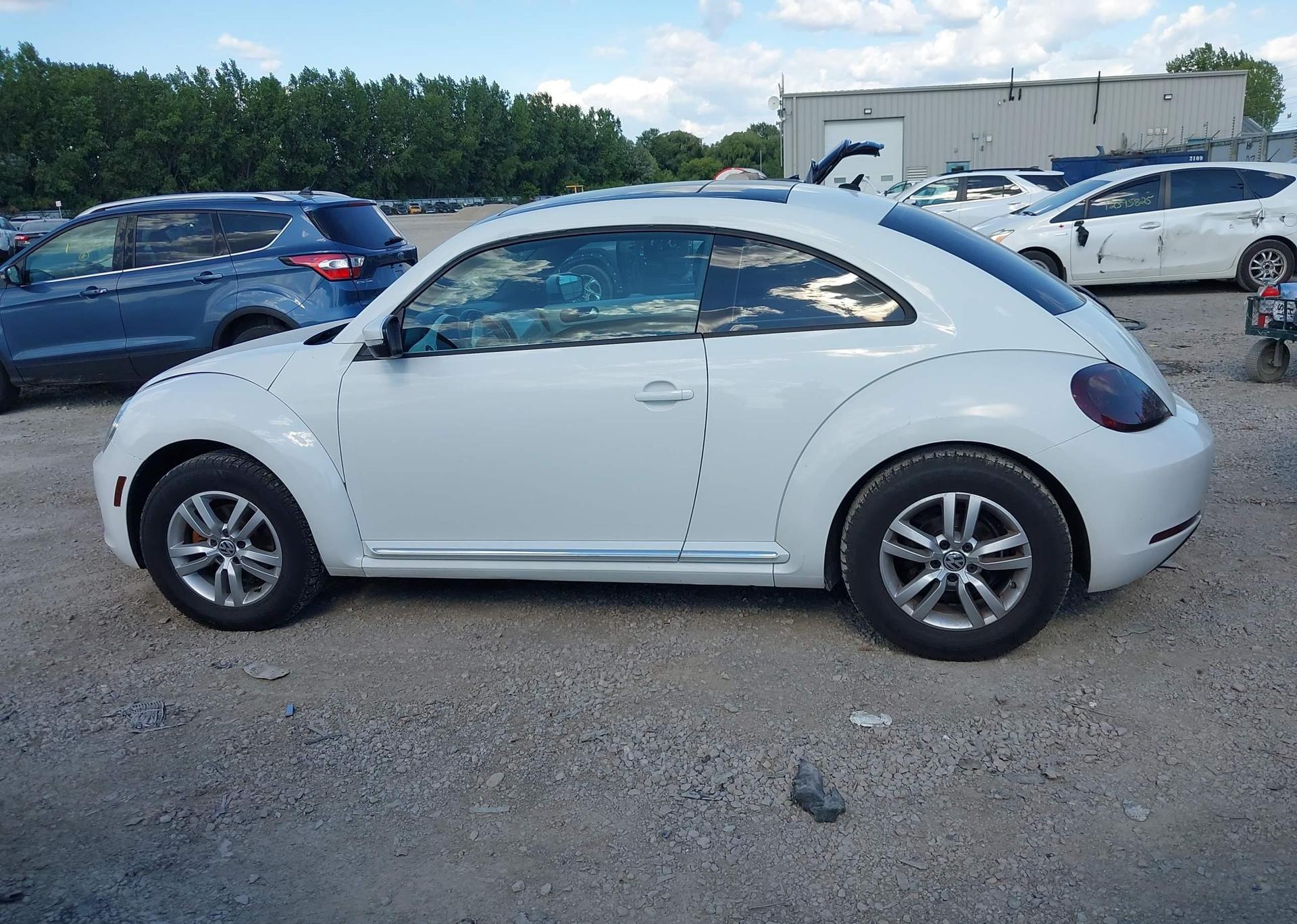 2014 VOLKSWAGEN BEETLE