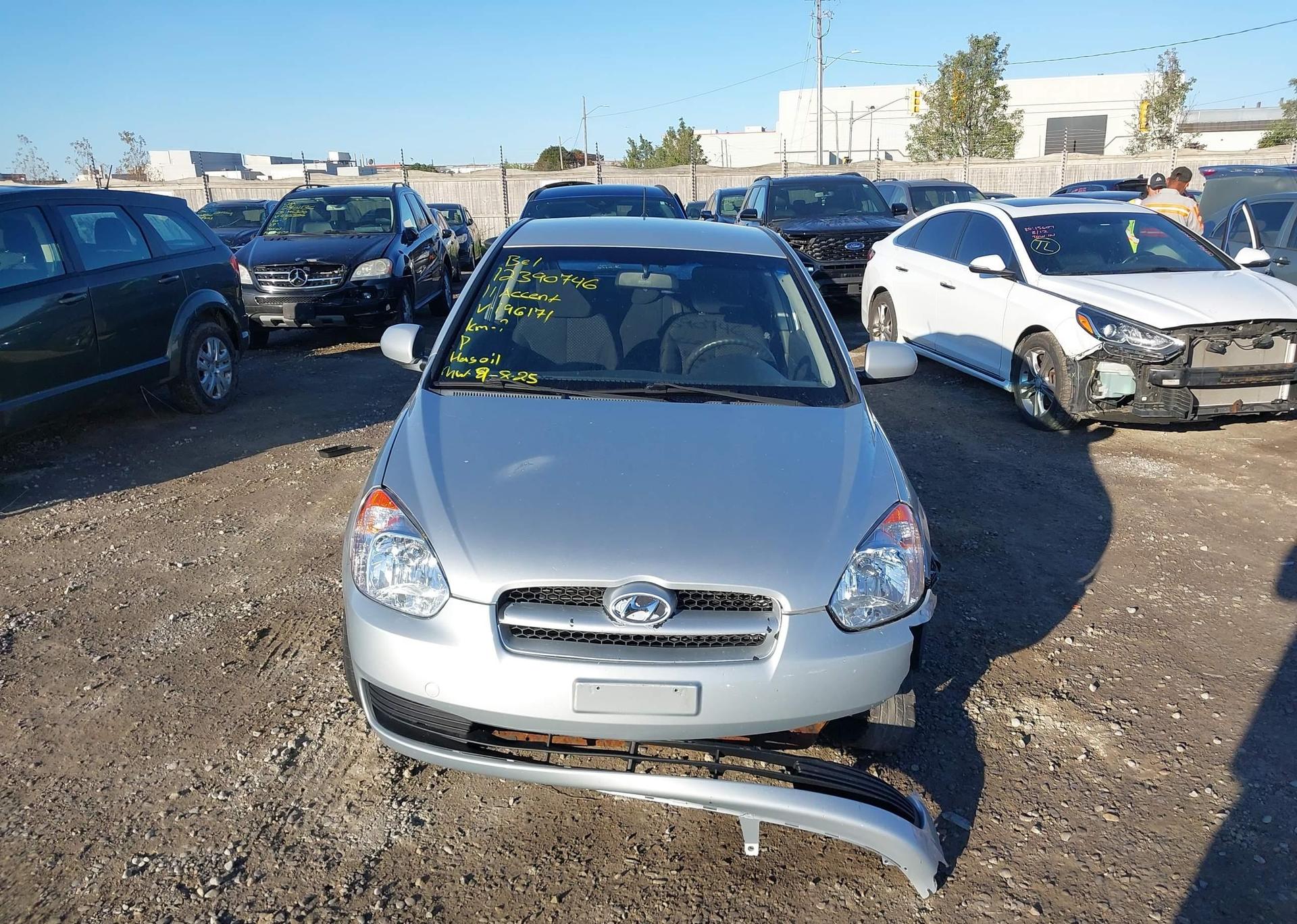 2011 HYUNDAI ACCENT