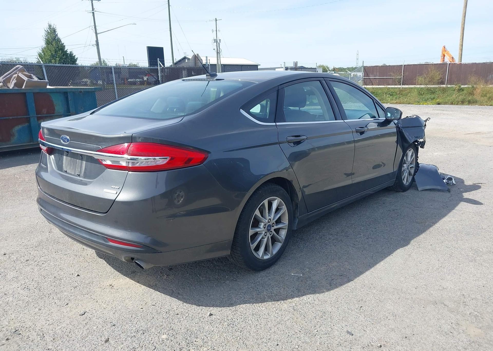 2017 FORD FUSION SE