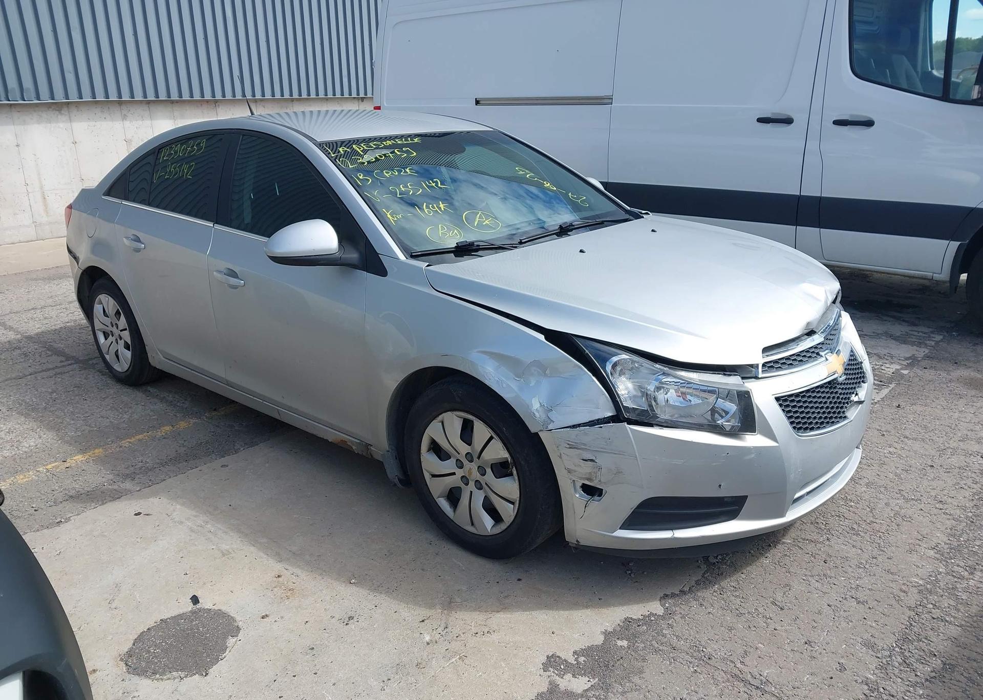 2013 CHEVROLET CRUZE LT