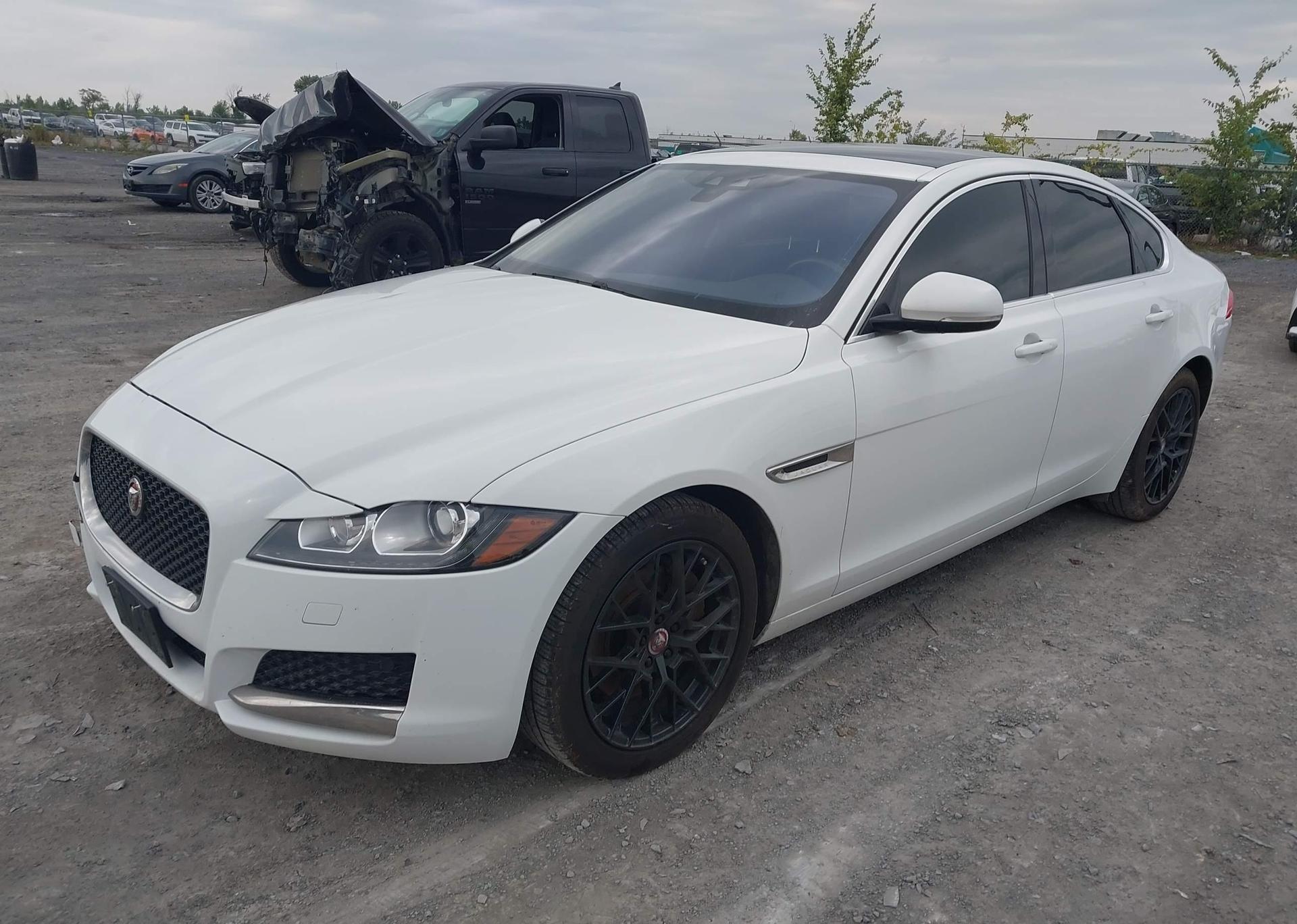 2018 JAGUAR XF 25T PREMIUM