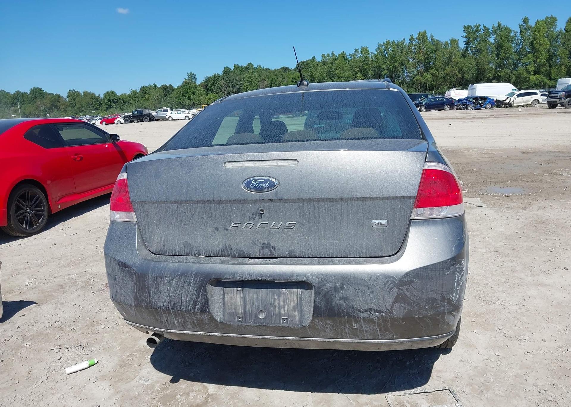 2009 FORD FOCUS SE