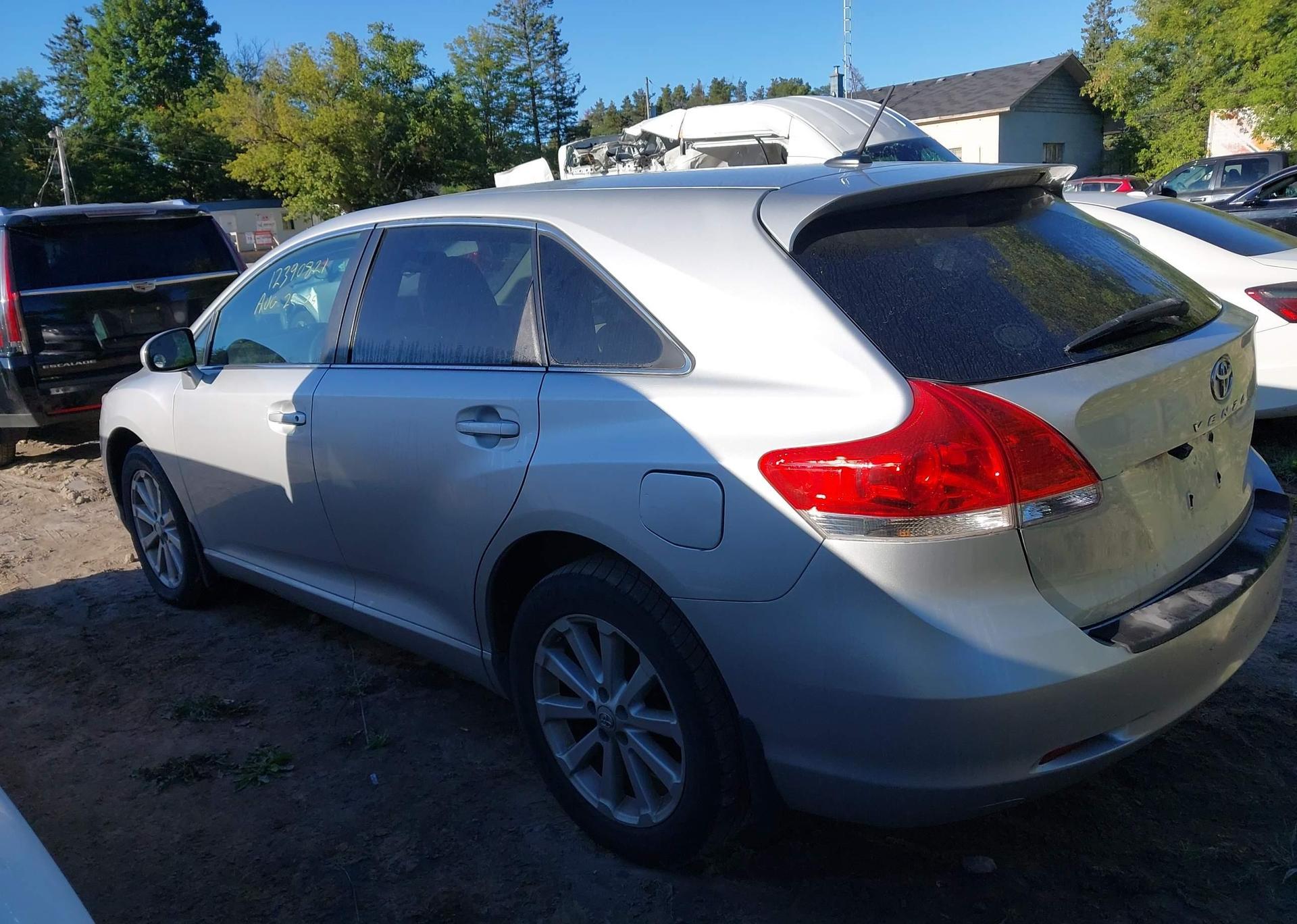 2010 TOYOTA VENZA