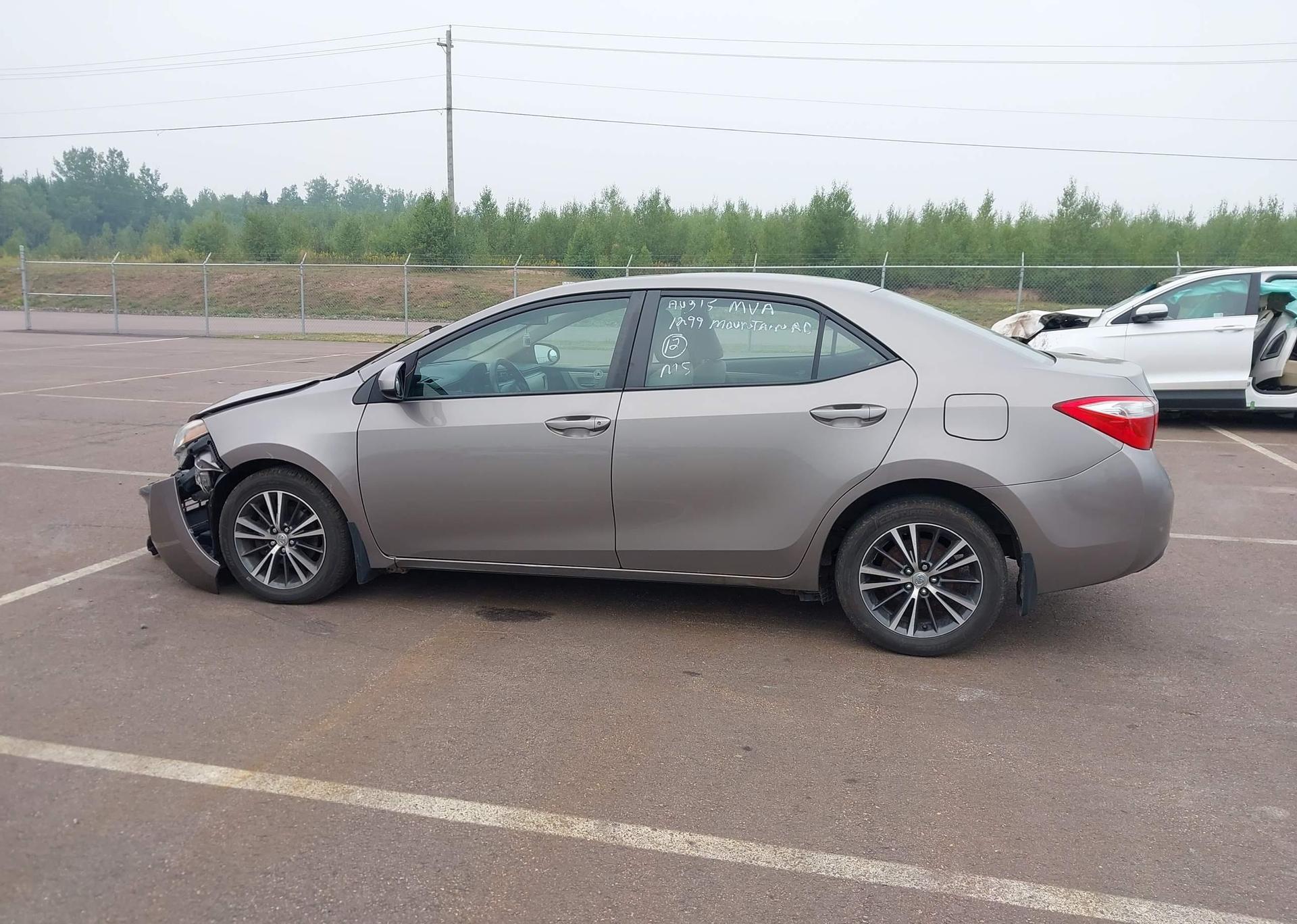 2016 TOYOTA COROLLA LE