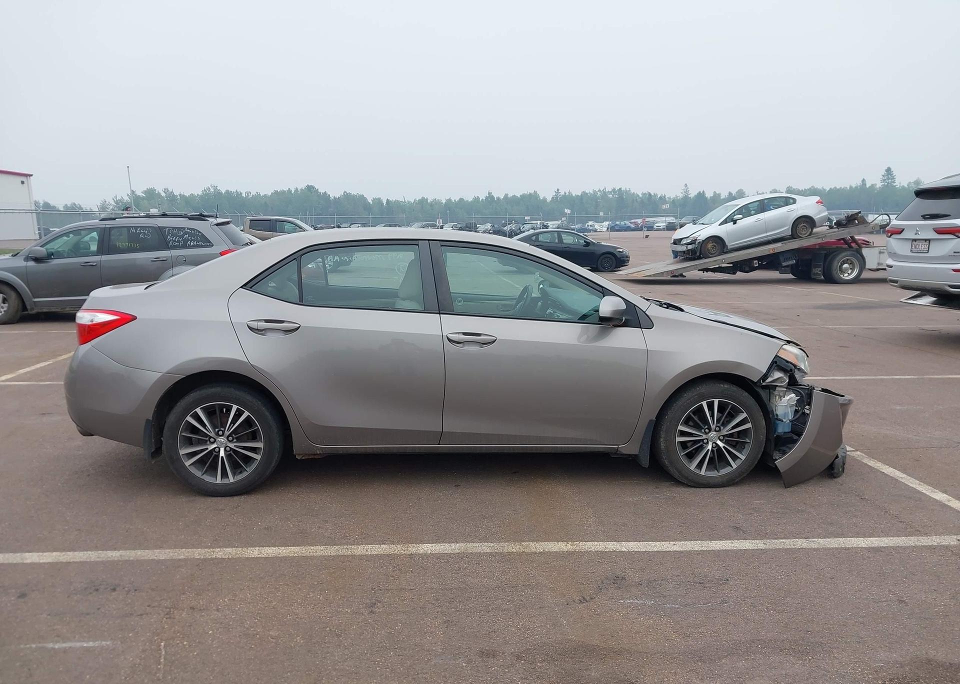 2016 TOYOTA COROLLA LE