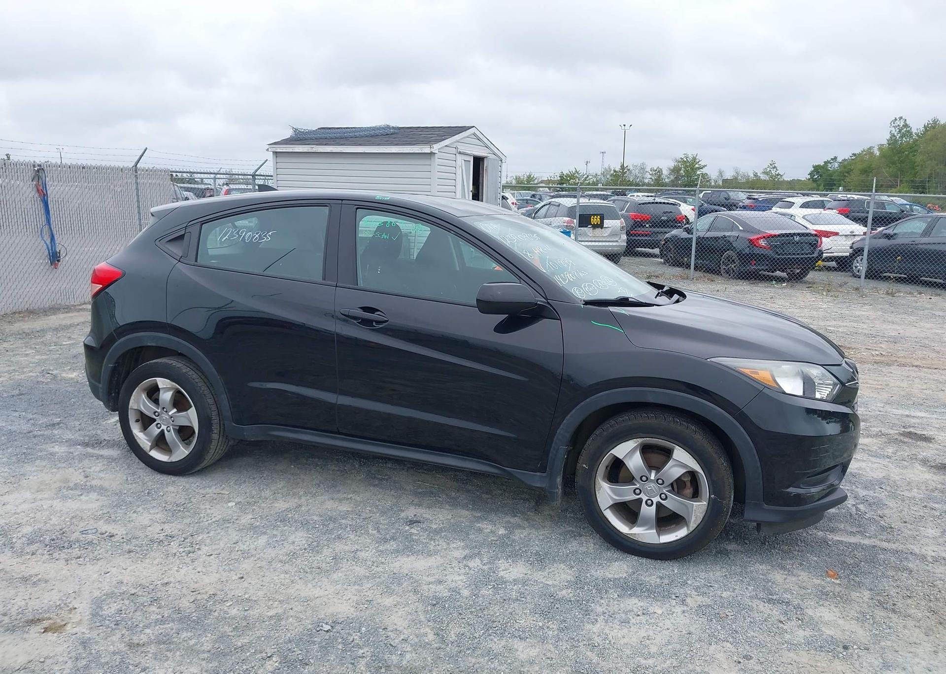 2018 HONDA HR-V LX