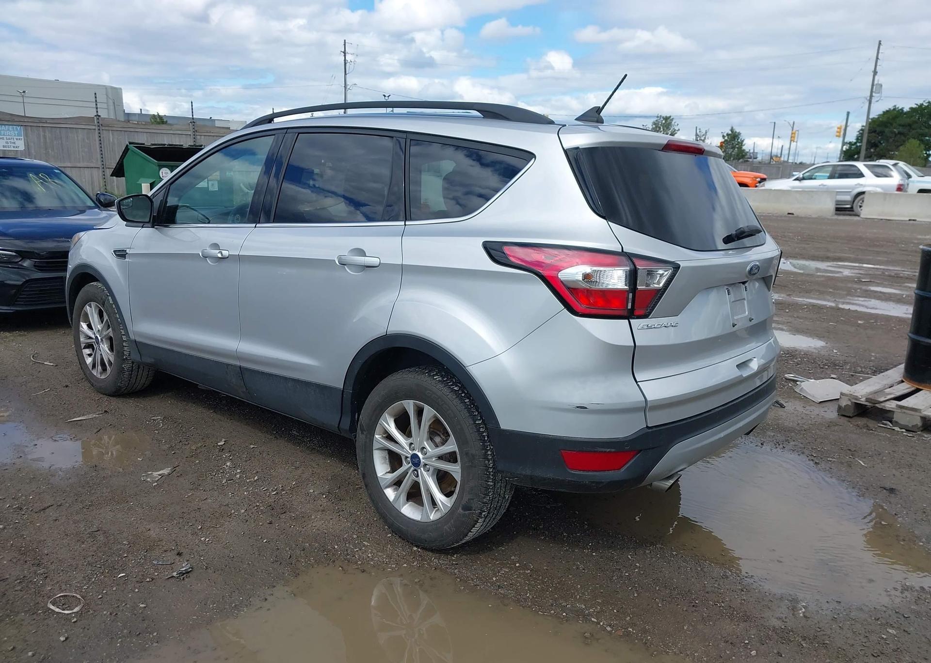 2018 FORD ESCAPE SEL