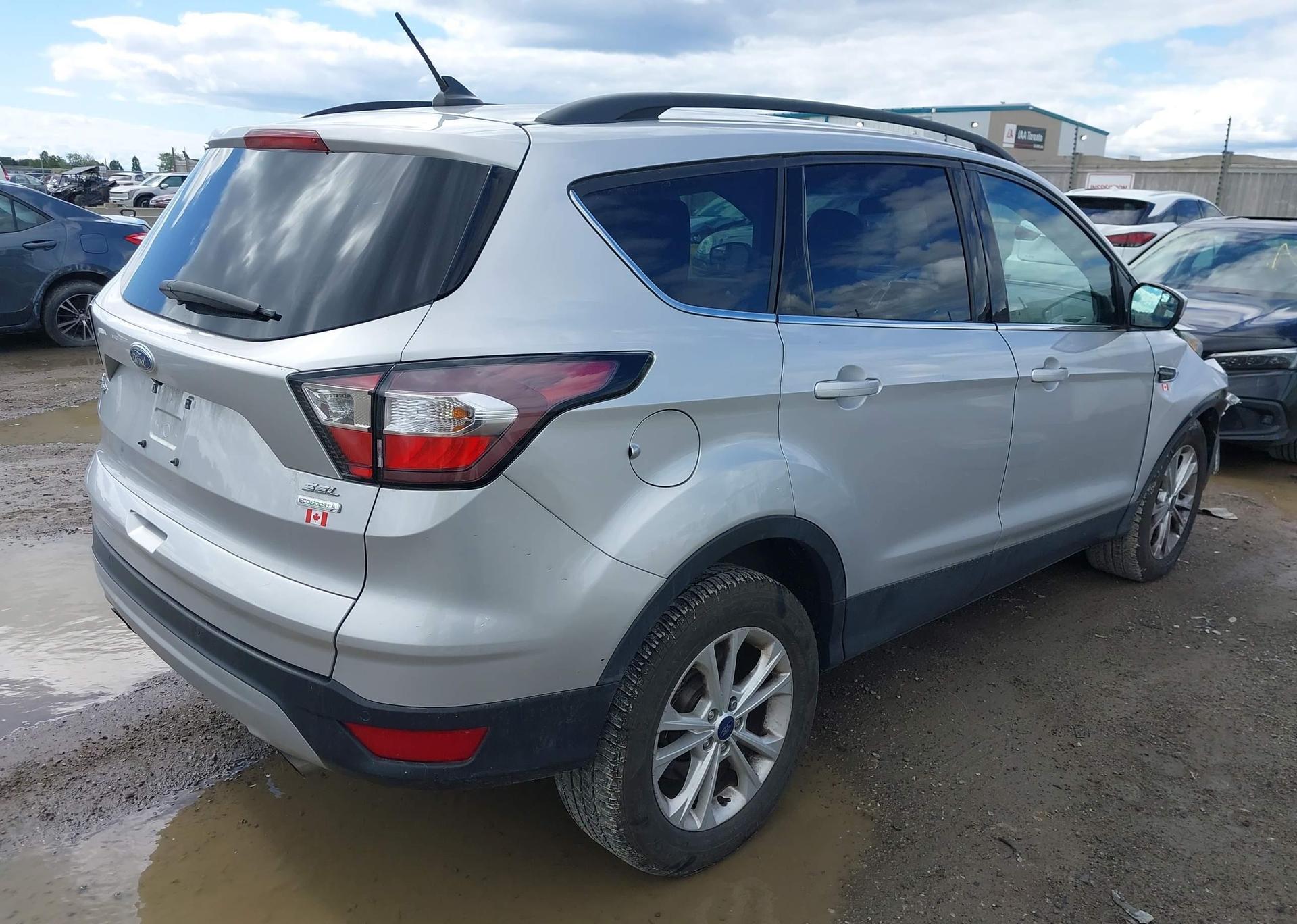 2018 FORD ESCAPE SEL