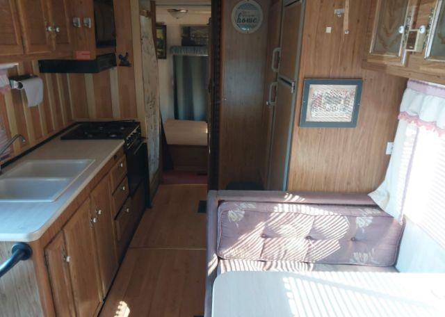 1990 FORD ECONOLINE E350 CUTAWAY VAN