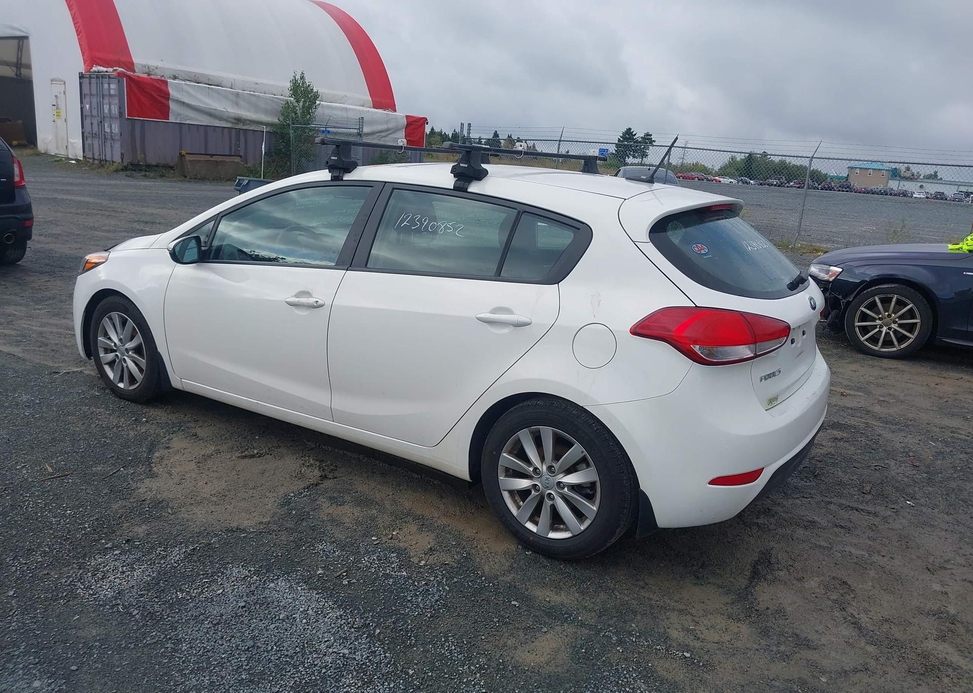 2016 KIA FORTE LX