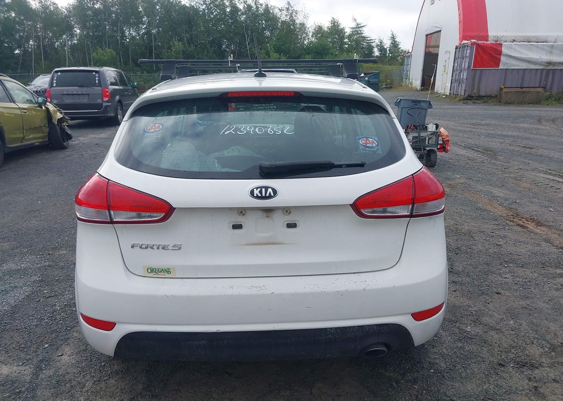 2016 KIA FORTE LX
