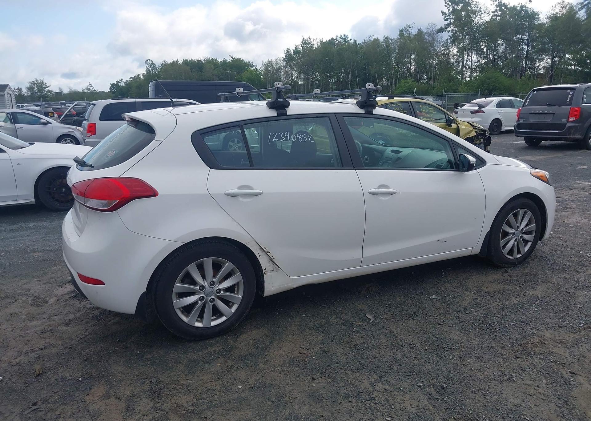 2016 KIA FORTE LX