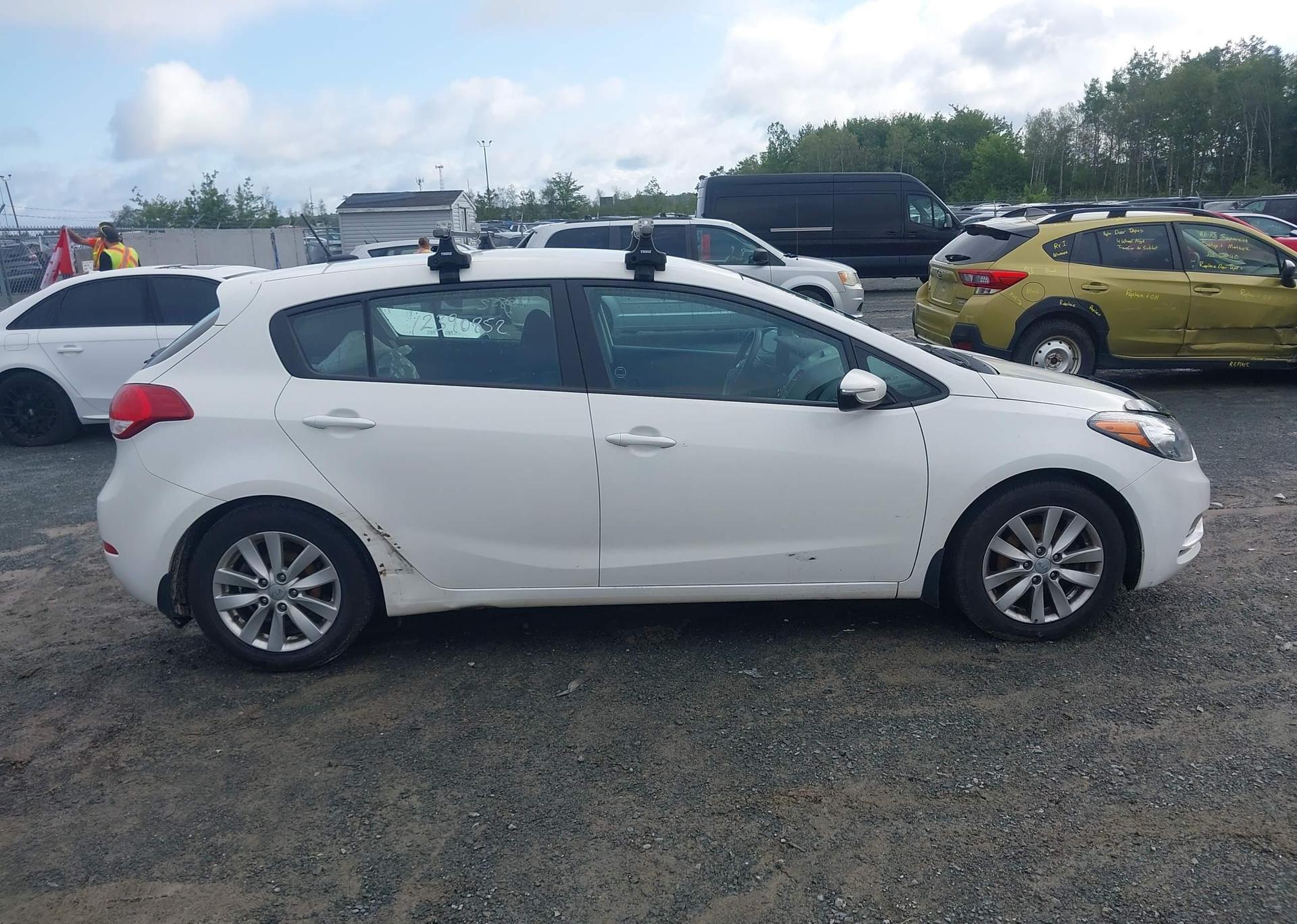 2016 KIA FORTE LX