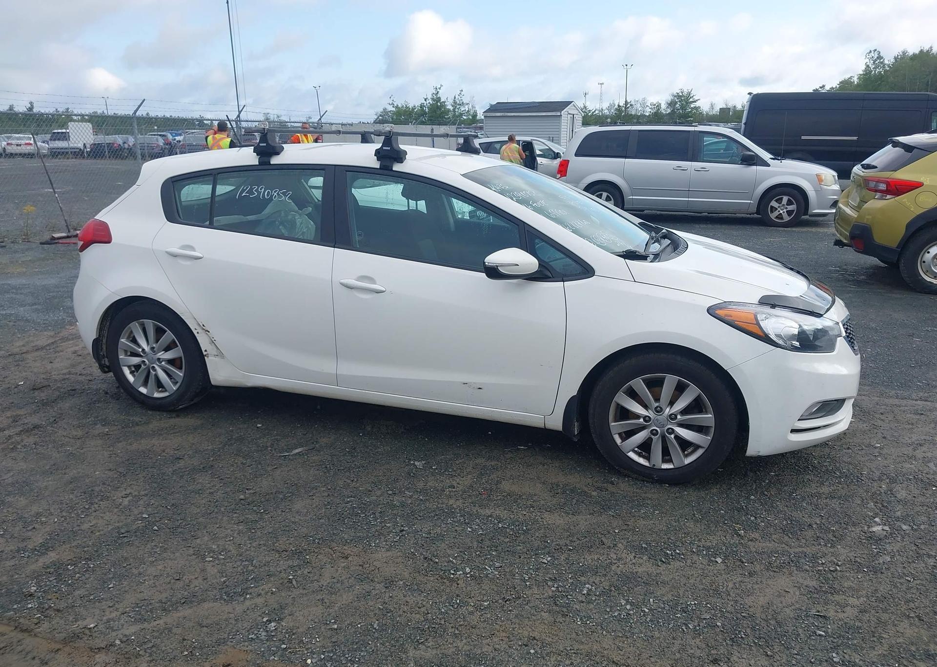 2016 KIA FORTE LX