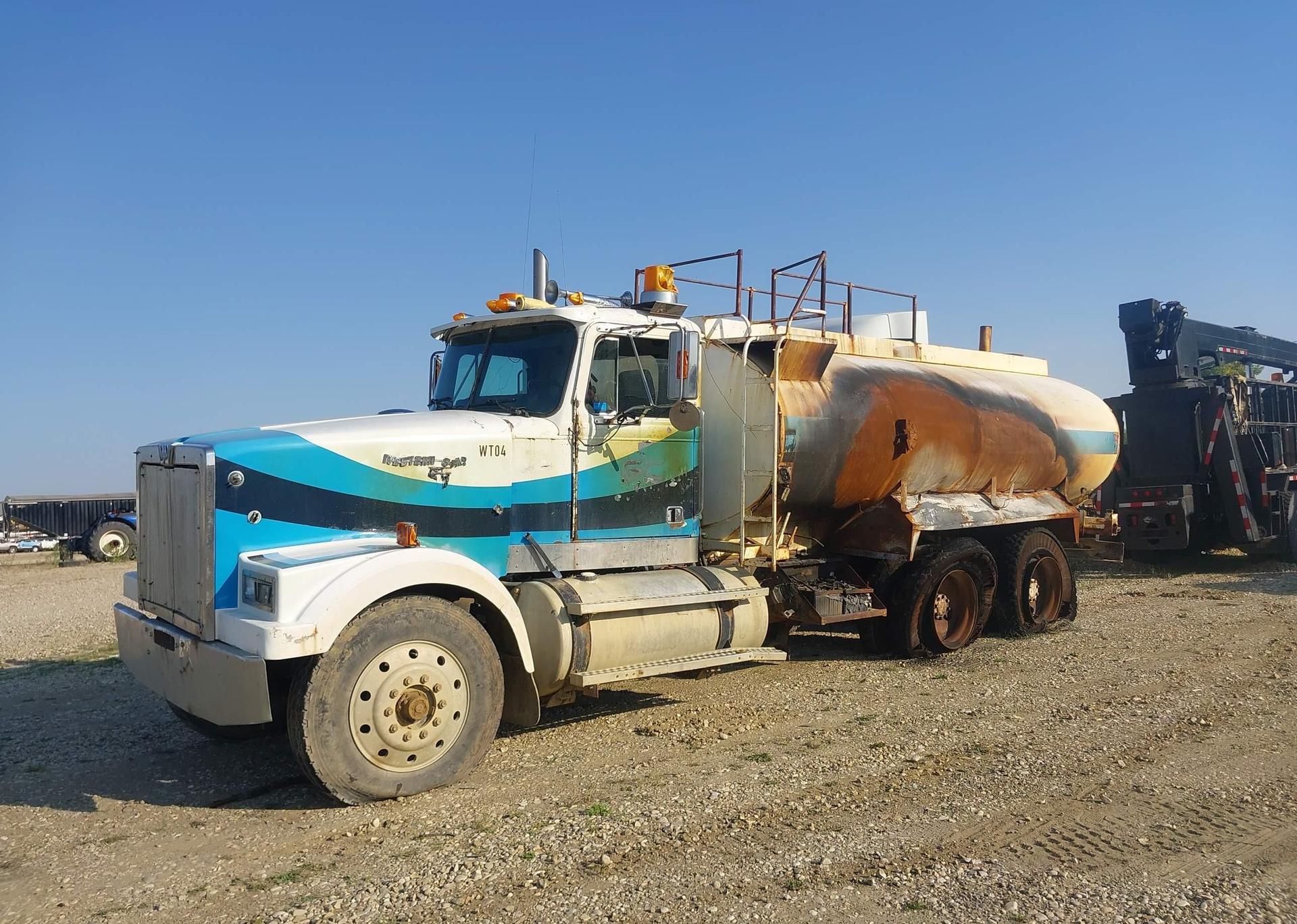1991 WESTERN STAR/AUTO CAR CONVENTIONAL 4900