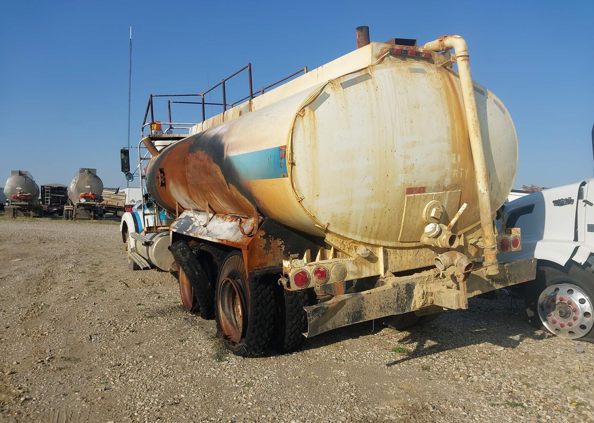 1991 WESTERN STAR/AUTO CAR CONVENTIONAL 4900