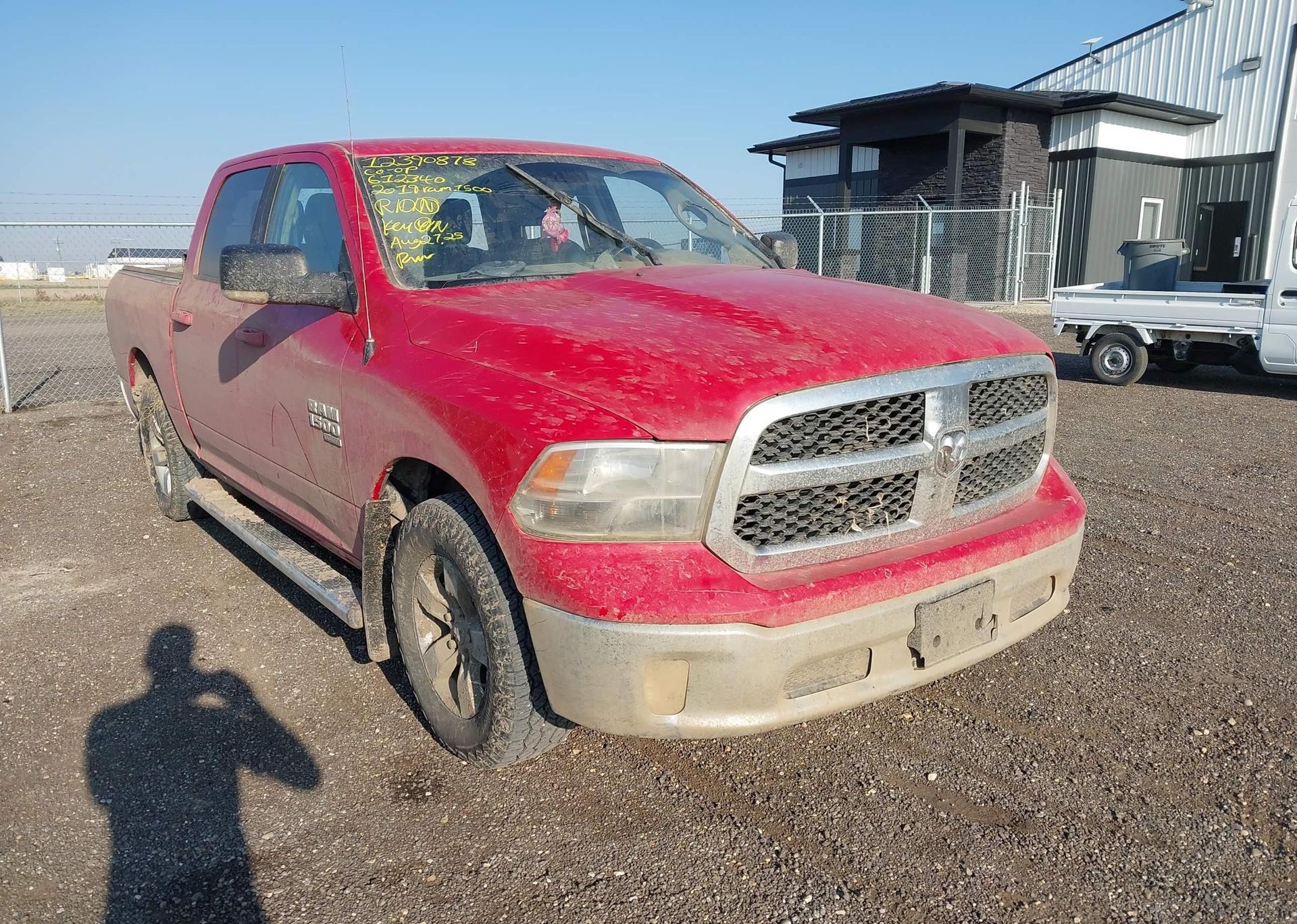2019 RAM 1500 CLASSIC SLT