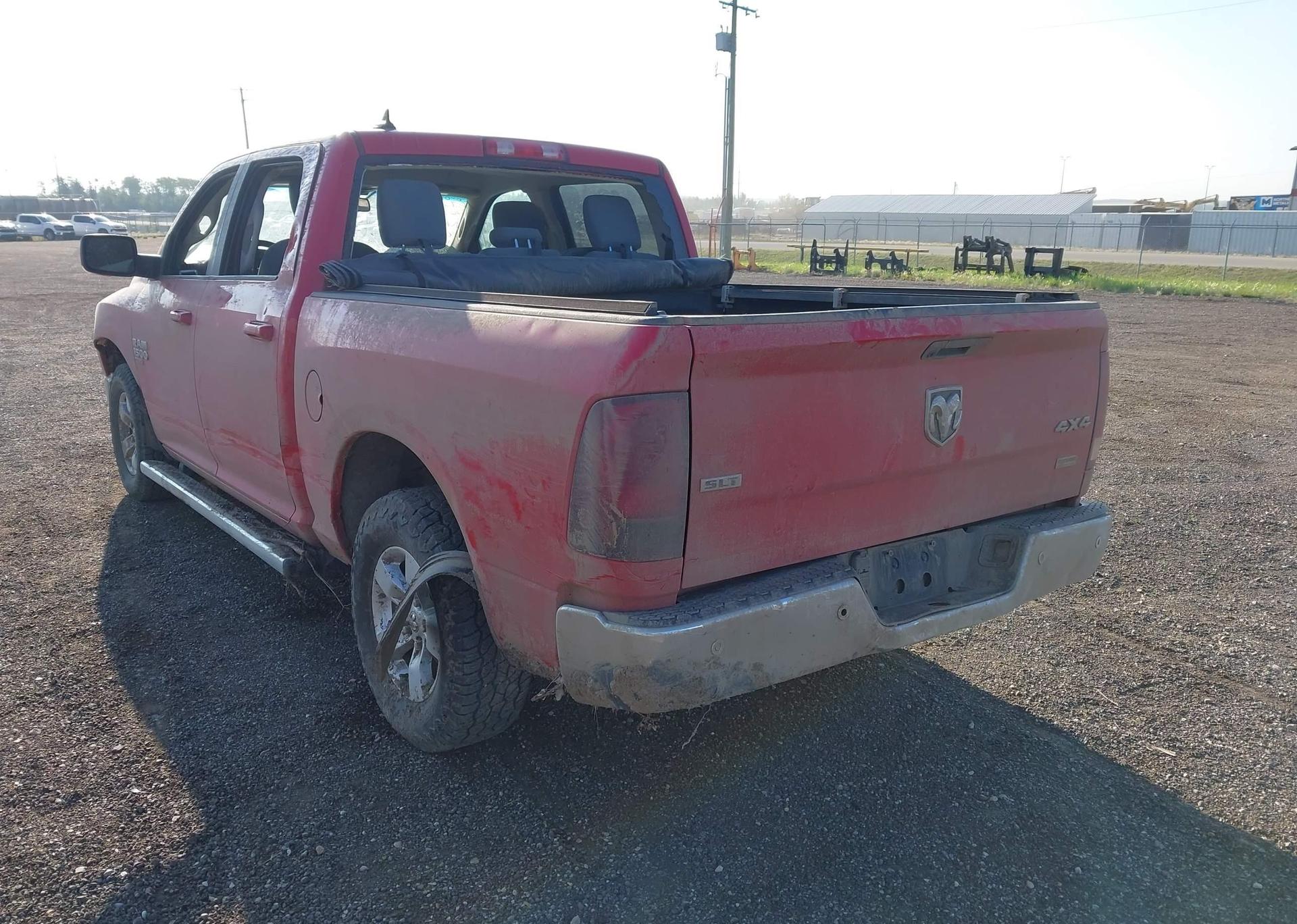 2019 RAM 1500 CLASSIC SLT