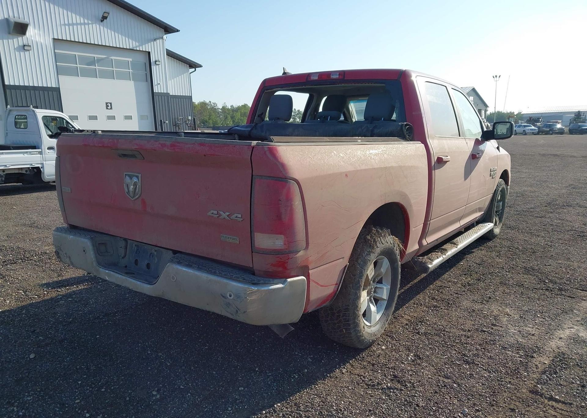 2019 RAM 1500 CLASSIC SLT